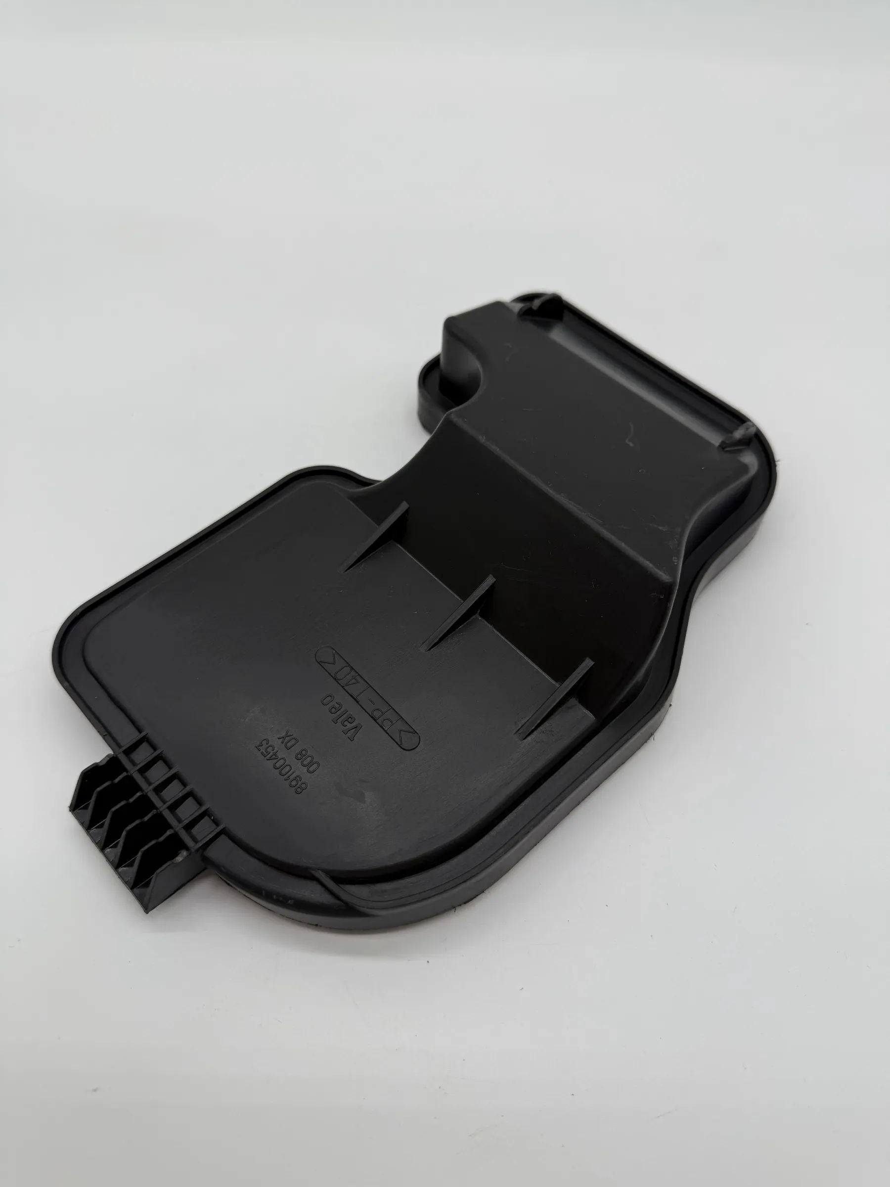 フィアット プント 188 2001 純正 Valeo ヘッドライト右用カバー DX 89100453