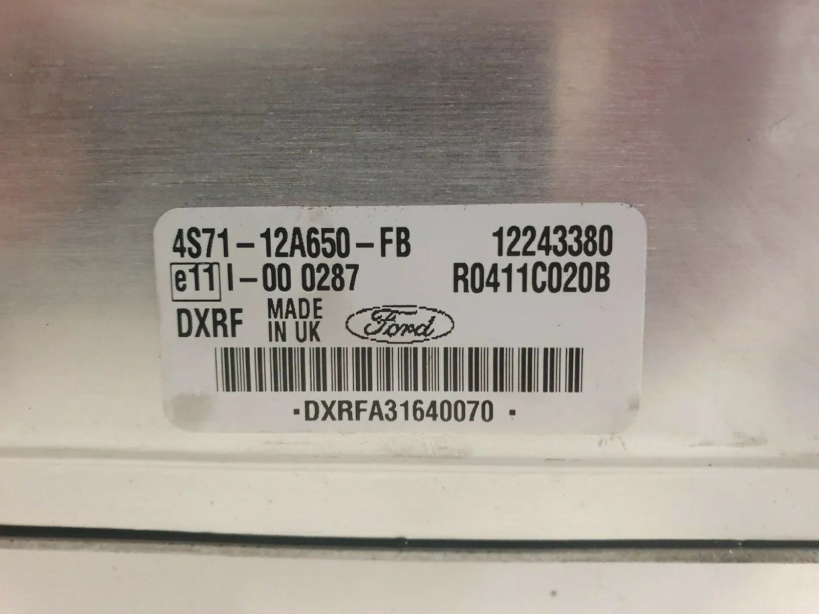 Ford Mondeo MK3 III B5Y BJ 2004 16V Diesel 85 KW Engine Control Unit 4S7112A650FB 