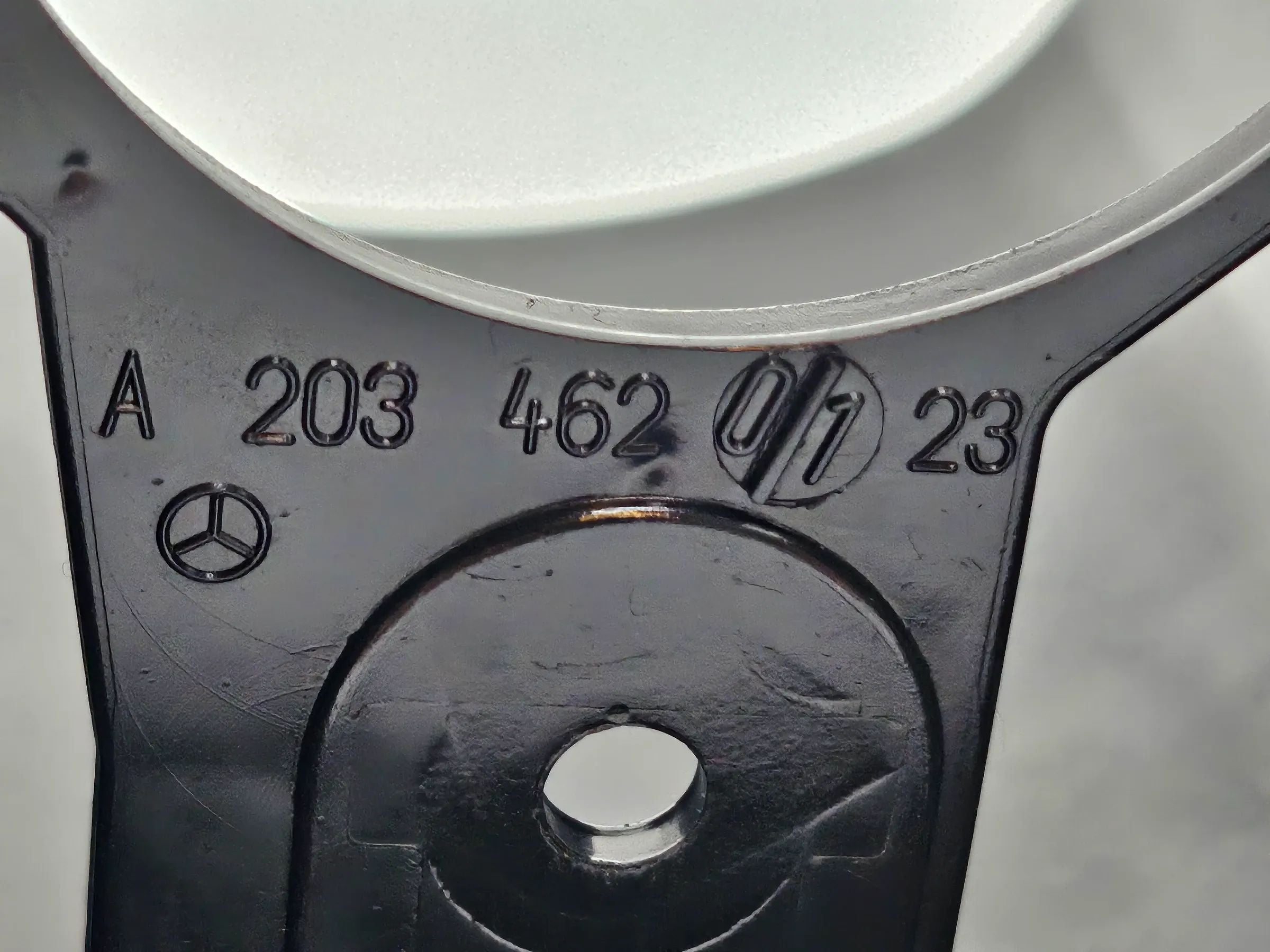 Original Mercedes-Benz W203  Verkleidung Lenksäule Lenkstock A2034620123