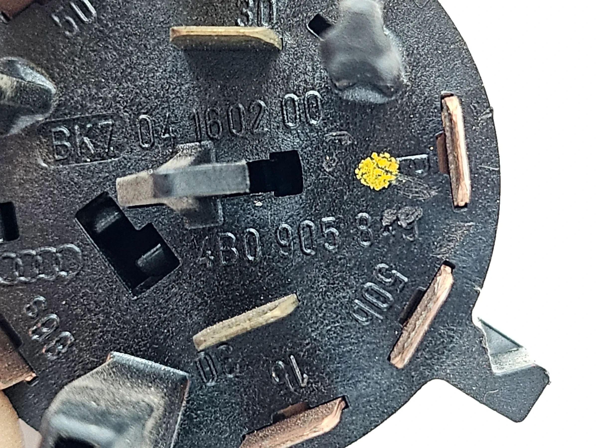 Original Audi A6 4B Zündschalter Startschalter Zündschloss Schalter 4B0905849