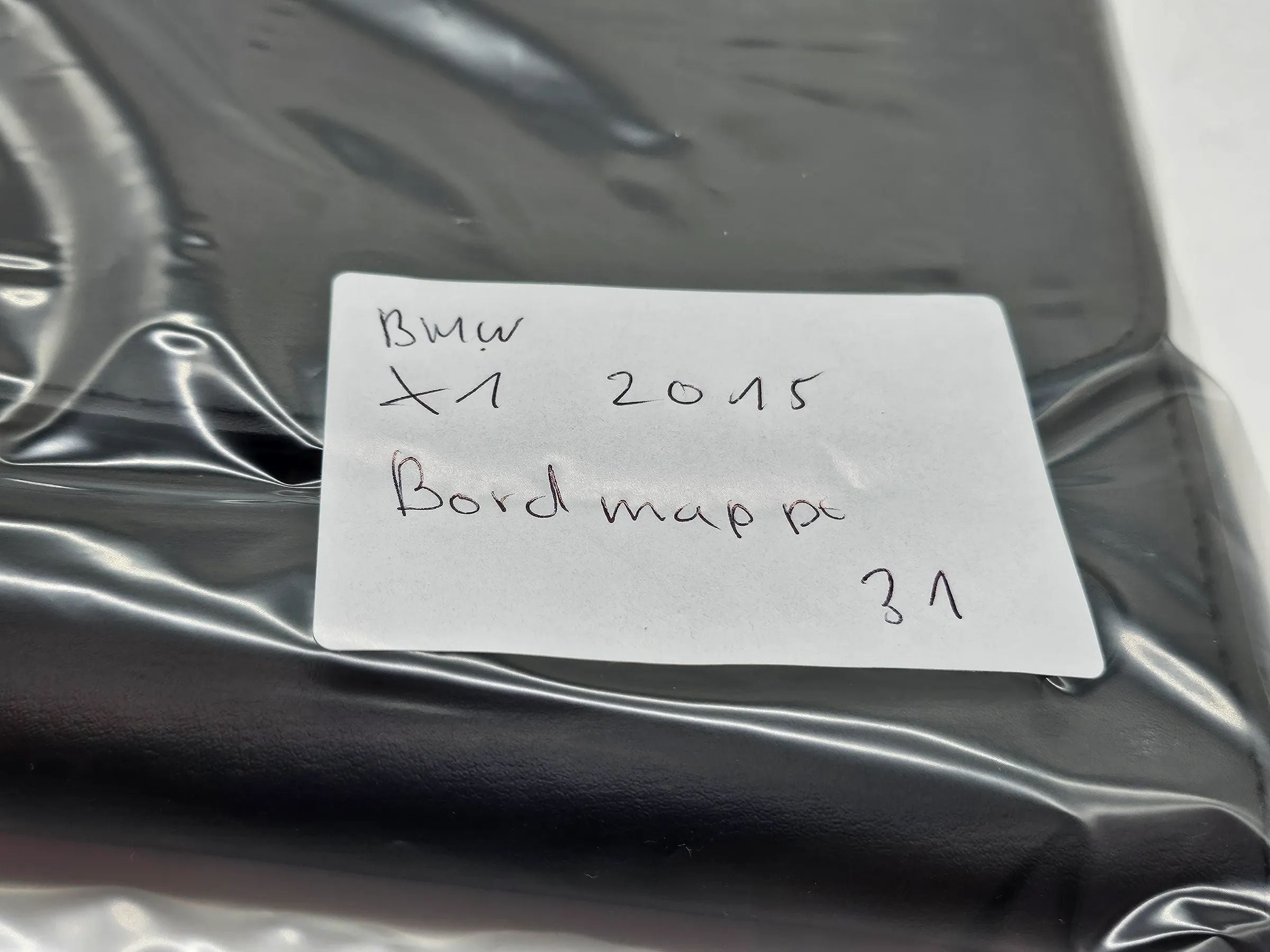 Original BMW X1 F48  Bordmappe leder schwarz