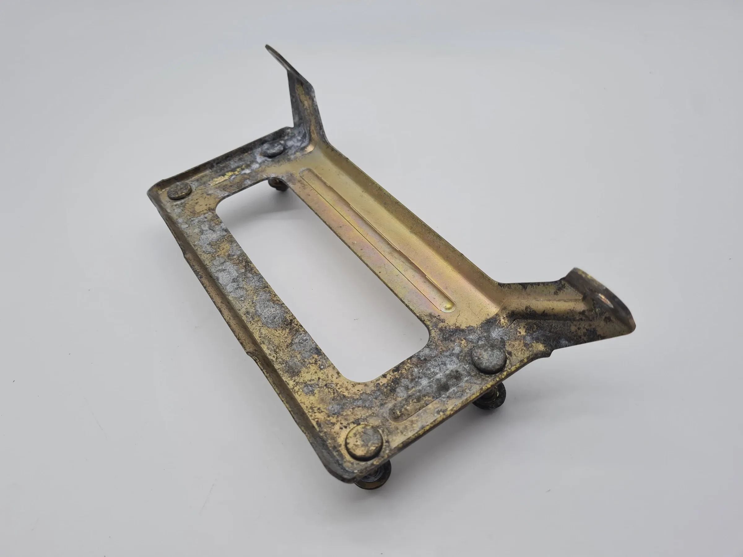 Original Fiat Punto (188) Halterung Motorsteuergerät 0281001955 / 46825756