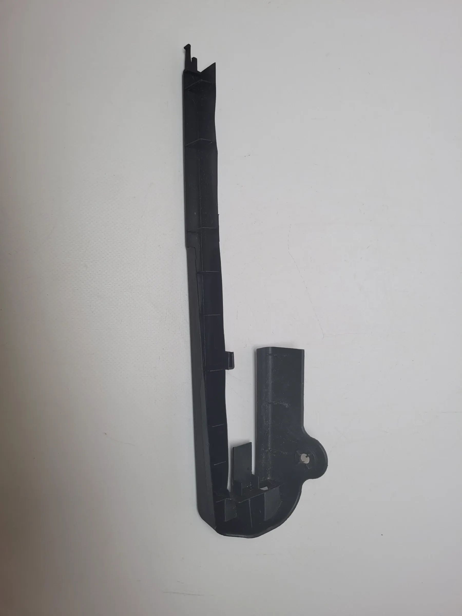 Original Audi A4 (8E/B6/B7) Verkleidung Sitz-Führungsschiene 8e0881347b
