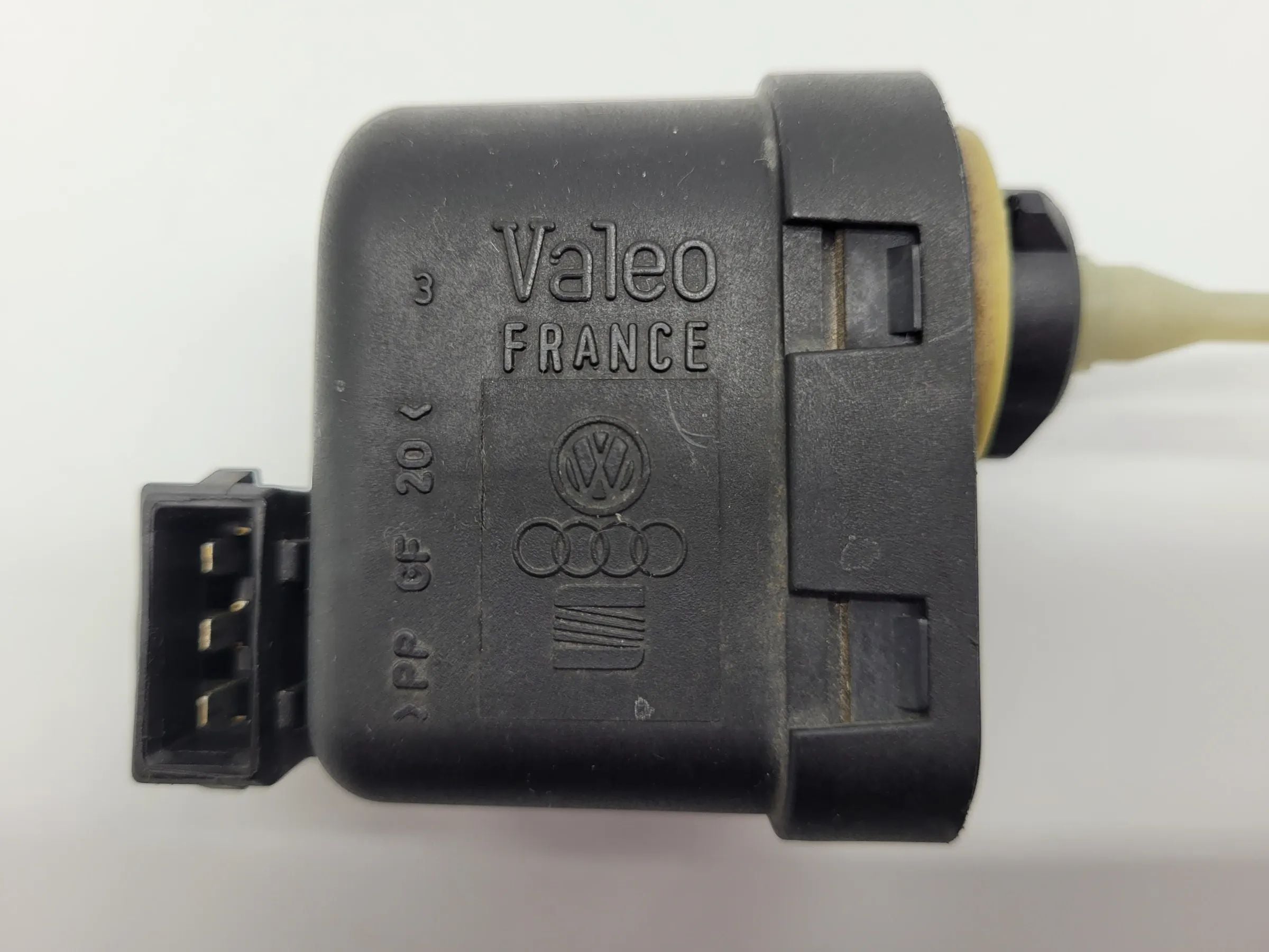 VW/Seat Ibiza II /Cordoba +Mehr Stellmotor LWR L/R 6K5941295