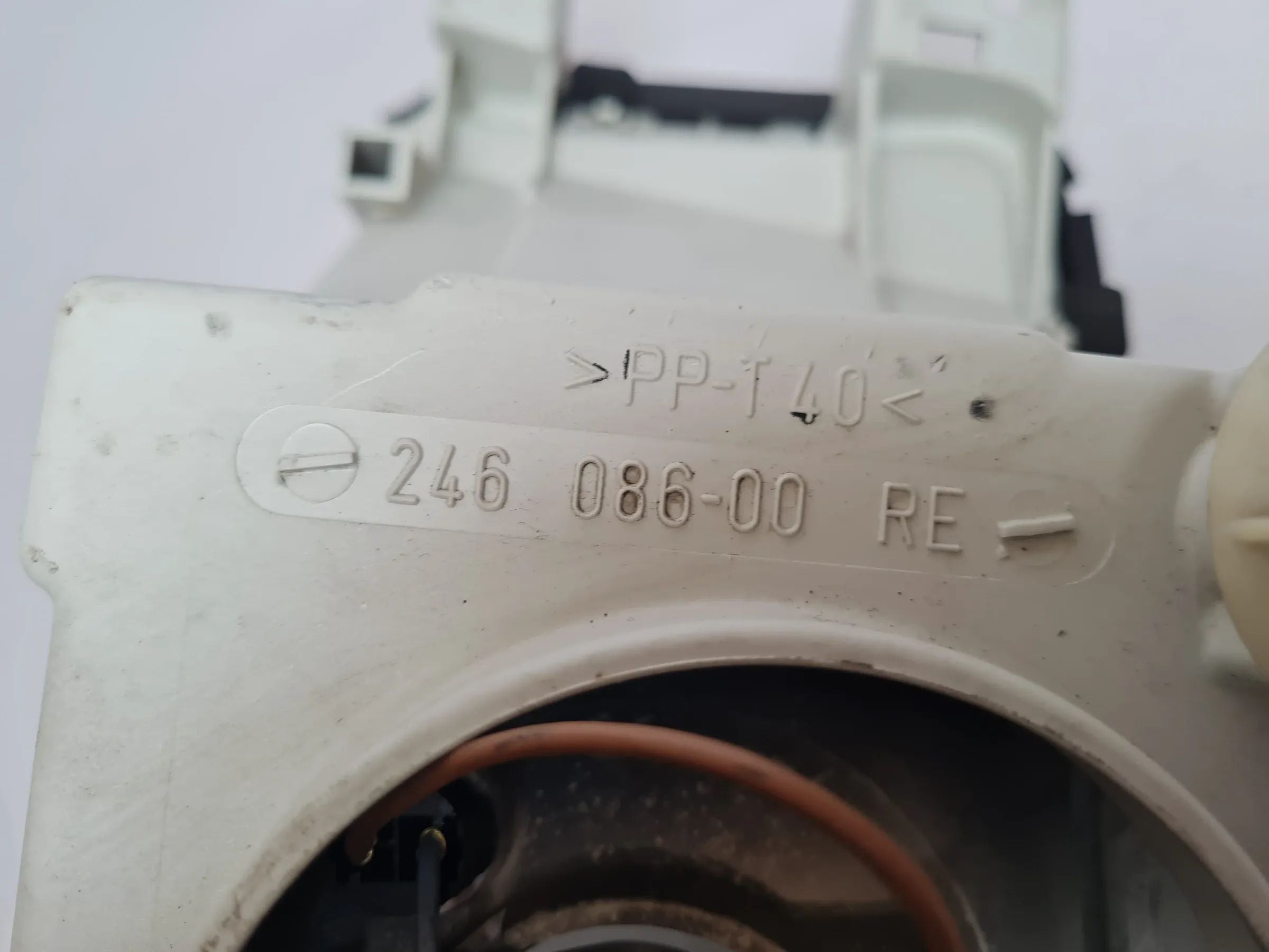 Original Skoda Octavia (1U2) Scheinwerfer / Frontleuchte Rechts 246 086-00