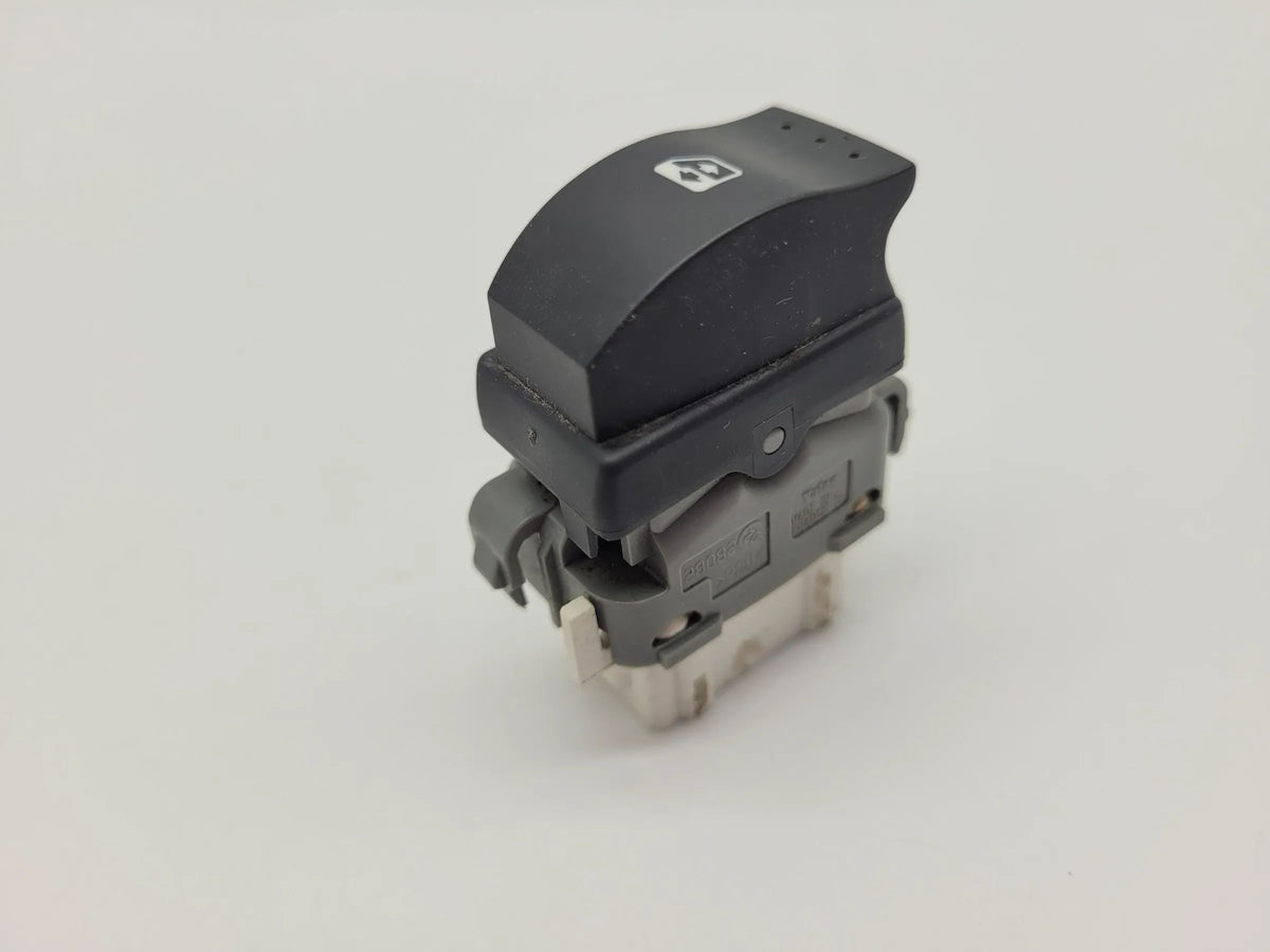 Original Renault Scenic II (JM0/1) Fensterheber Schalter, L/R 28082 / 315029