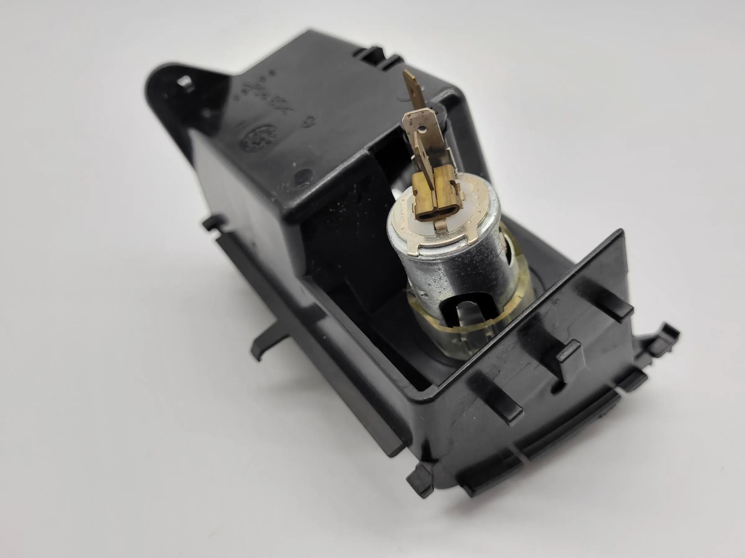 Original Mercedes-Benz A-Klasse (W168) Aschenbecher / Schaltknauf, A1688100133