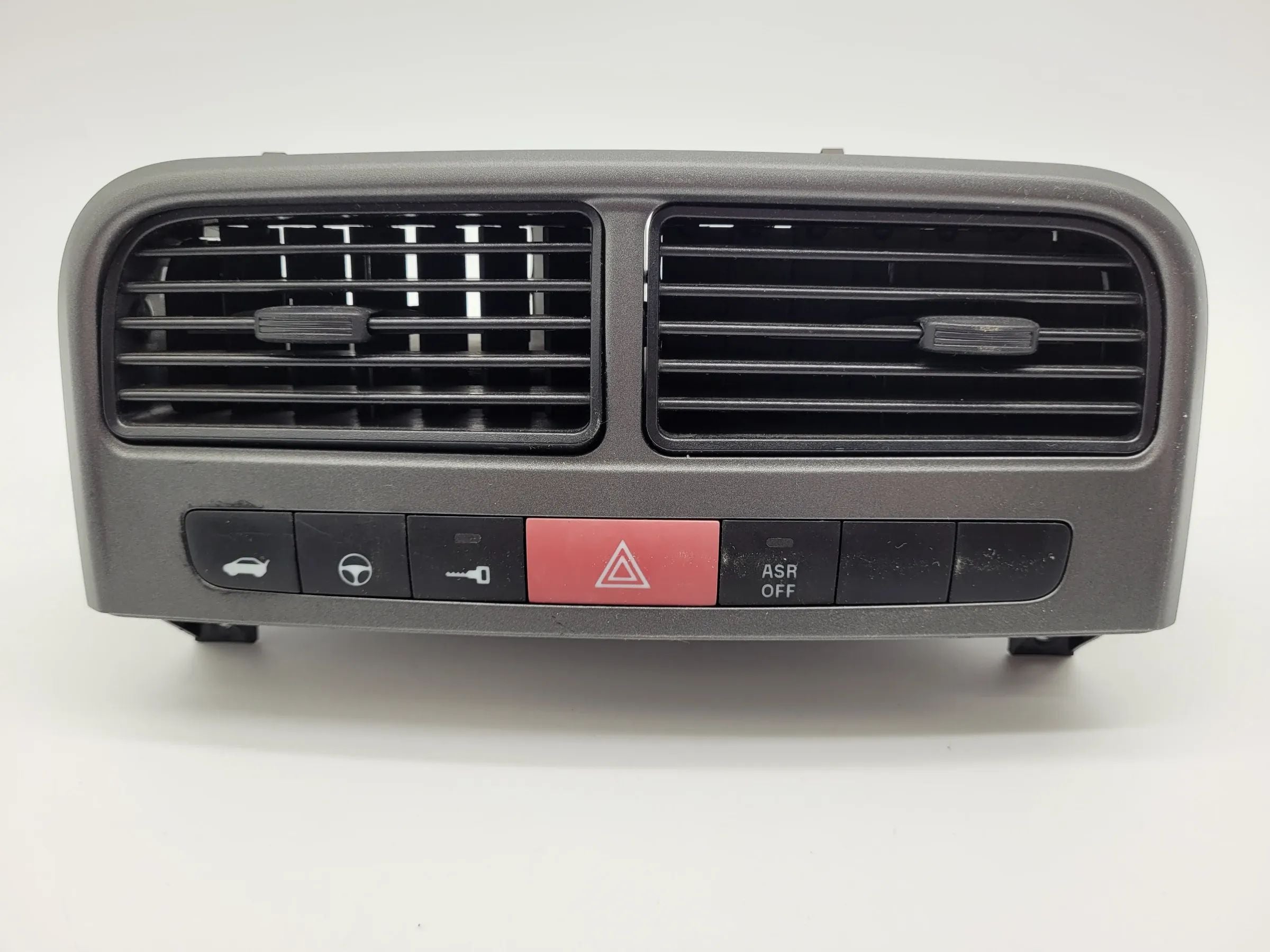 Original Fiat Grande Punto (199) Mittelkonsole Luftdüse Warnblinker 735386328