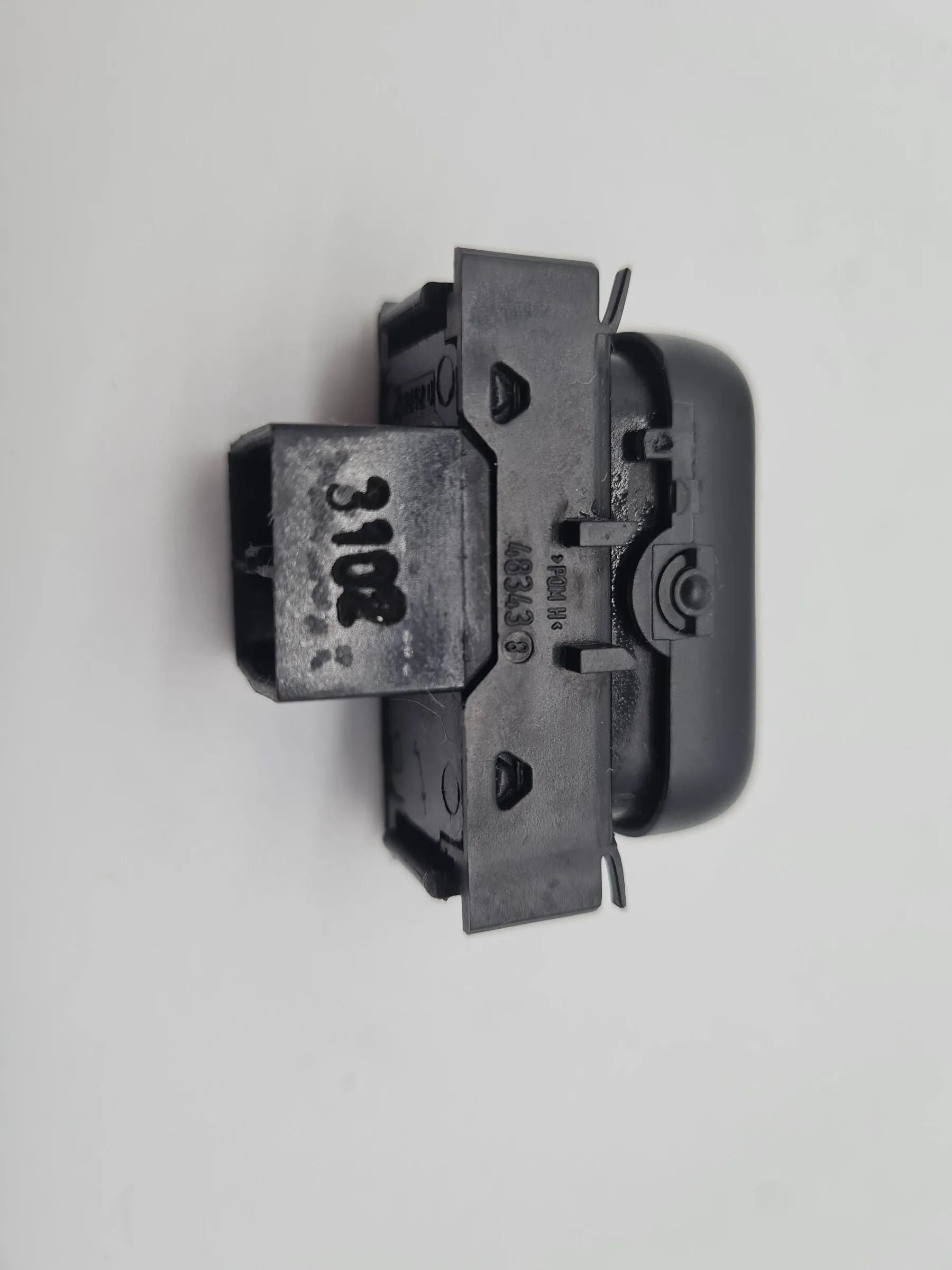 Original Mercedes-Benz A-Klasse (W168) PDC Schalter Einparkhilfe A2108217451