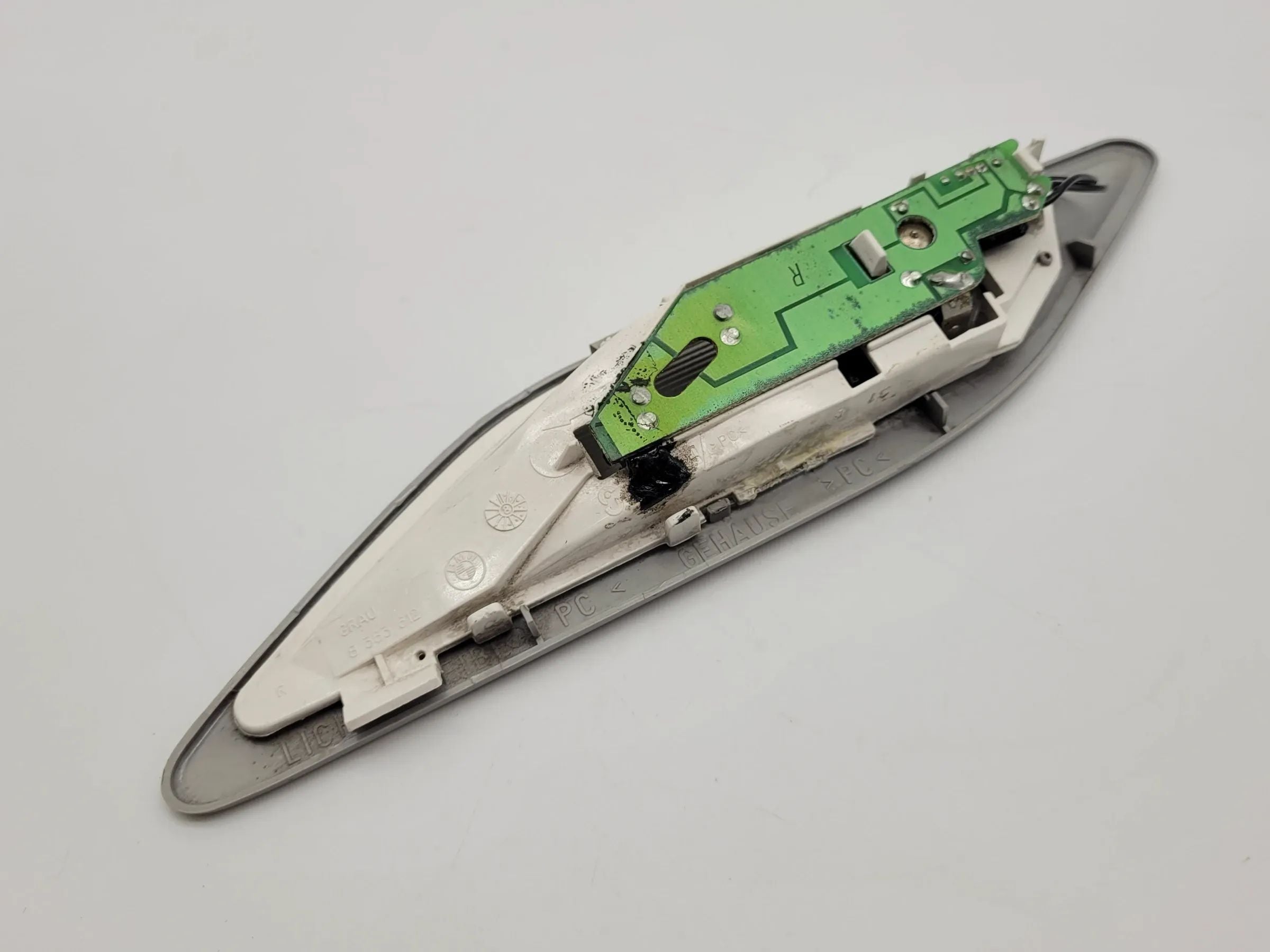 Original BMW 5er (E39) Innenlicht / Leuchte Rechts 8363612