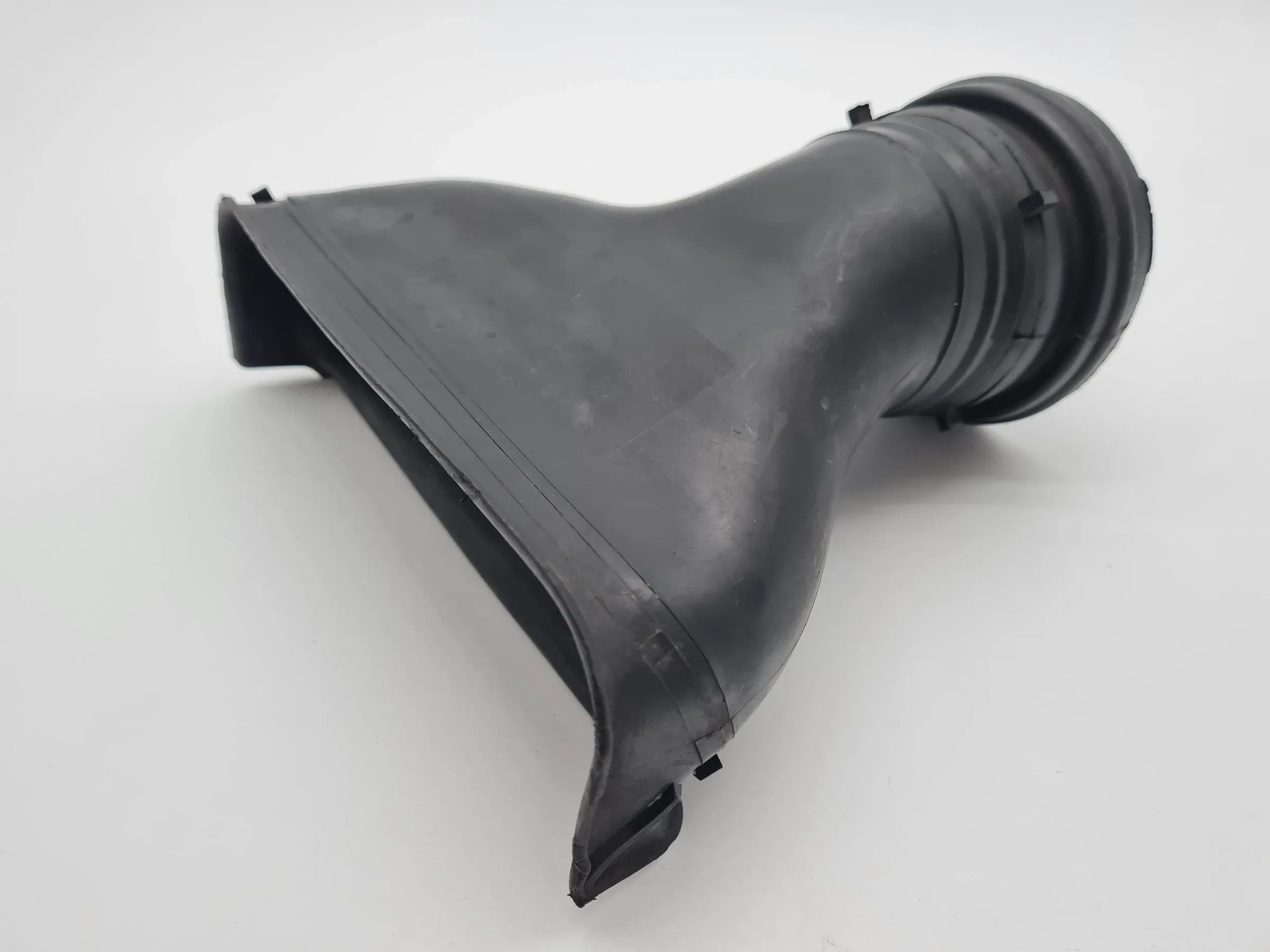 BMW E36 316i 318i Ansaugrohr Ansaugstutzen 1727891