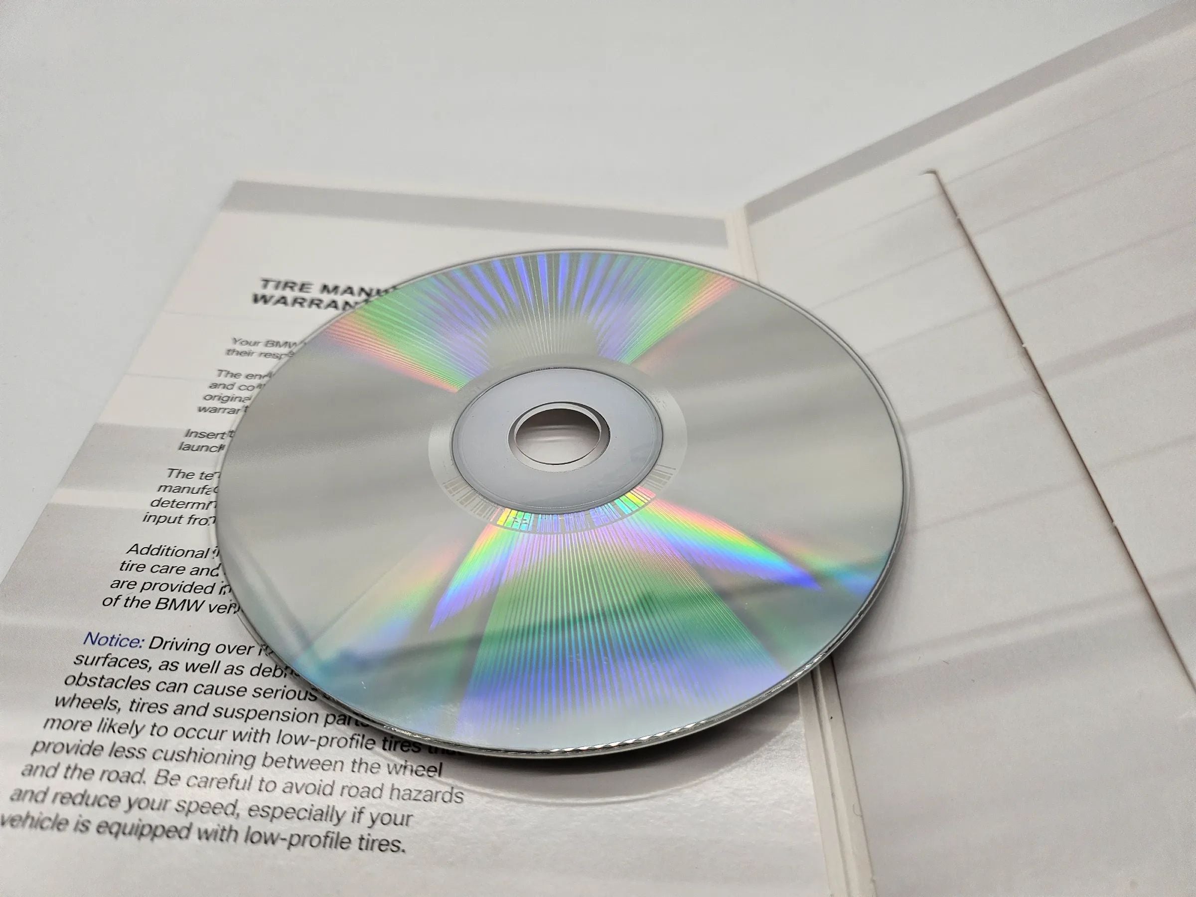 Original BMW TIRE MANUFACTURER WARRANTIES GUIDE 2019  PC, MAC, CD-ROM US english