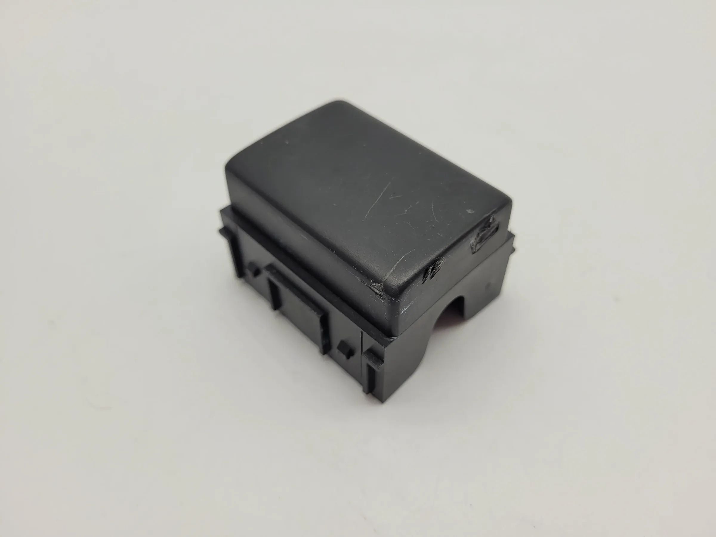 Original Nissan Micra III 3 (K12) Griffschale Blindknopf Einlage BP/68491/000