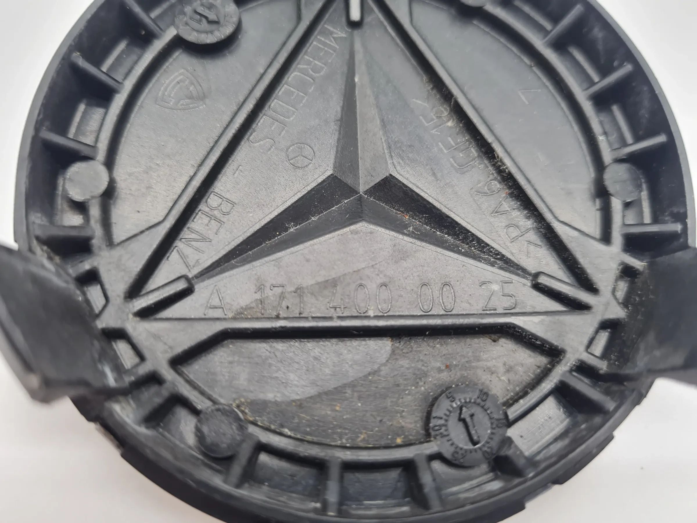 Original Mercedes-Benz C-Klasse (W205) Radkappe Nabendeckel, A1714000025