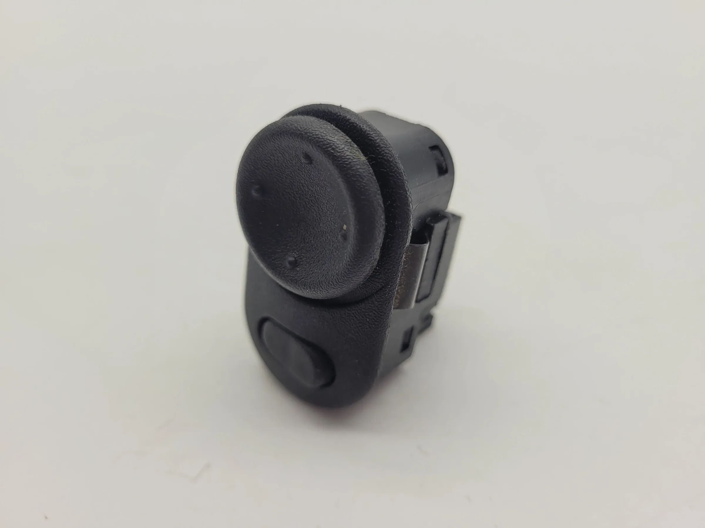 Original Opel Astra G (T98) Spiegelvertstellung Knopf Links Vorne 9226863