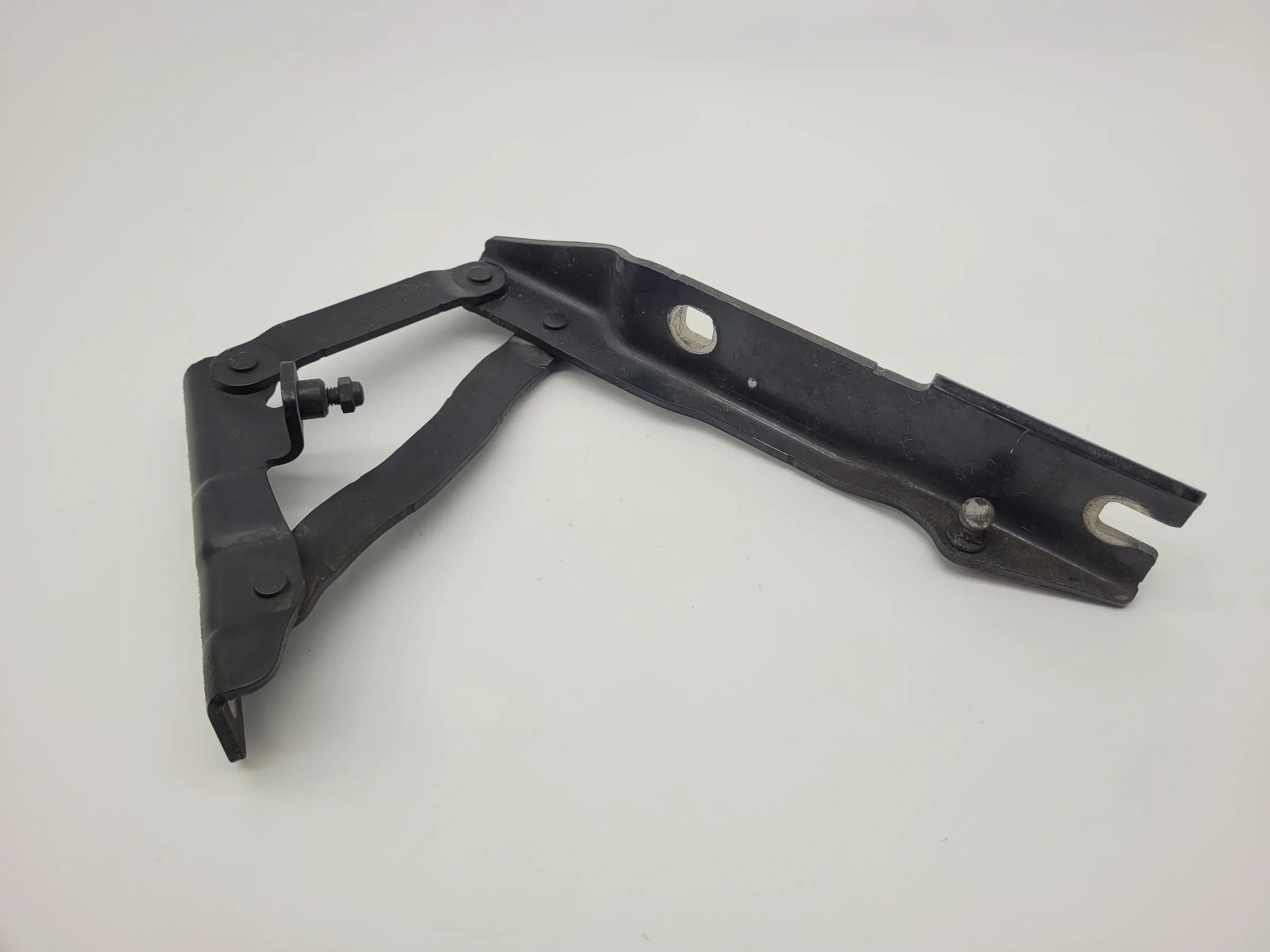 Original BMW 5er (E60/E61) Scharnier Motorhaube Vorne Links 41.61-7 008 727