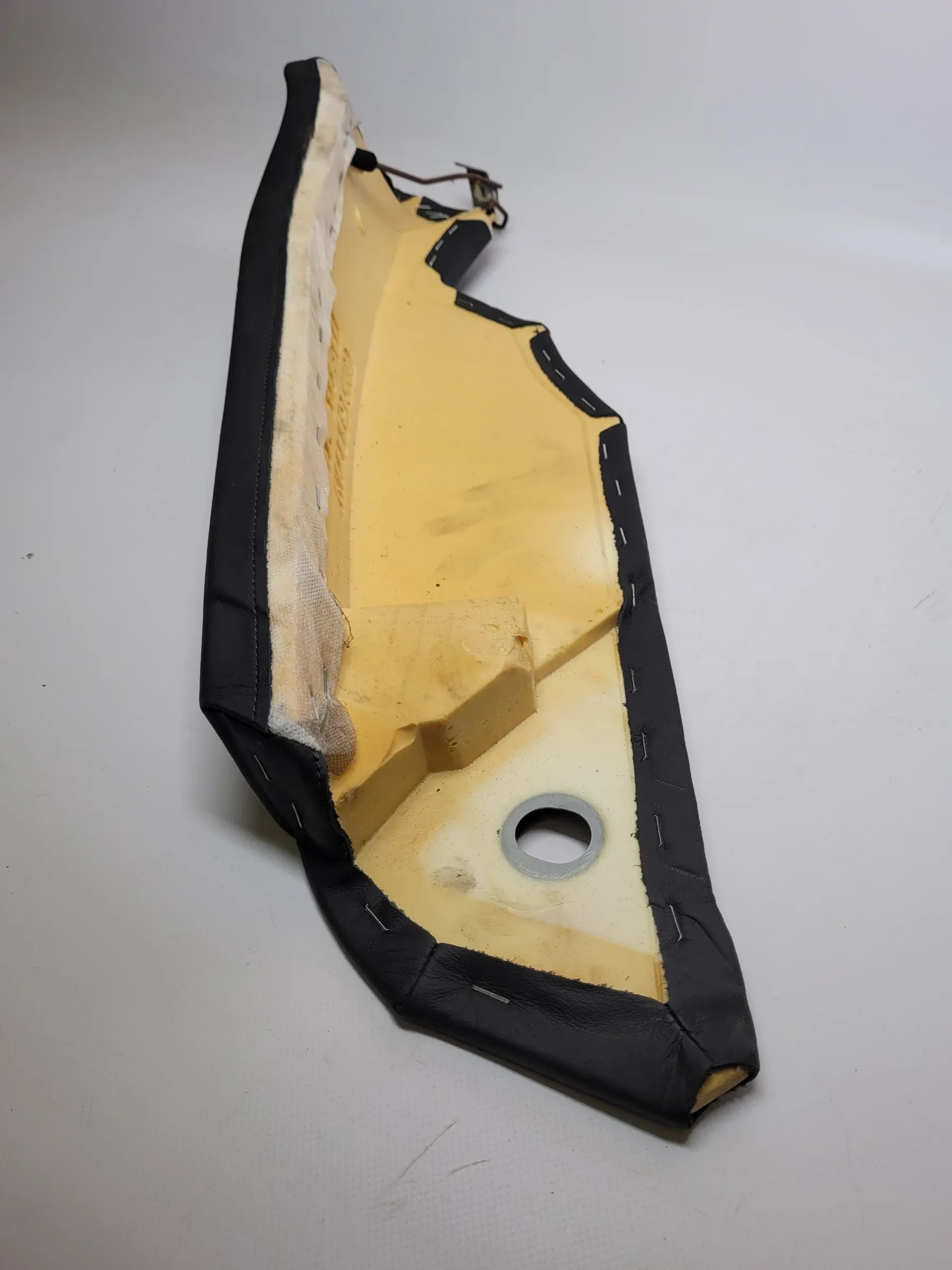 Original Audi A4 (8E/B6/B7) Seitenverkleidung Rücksitzbank Rechts 8E5885704