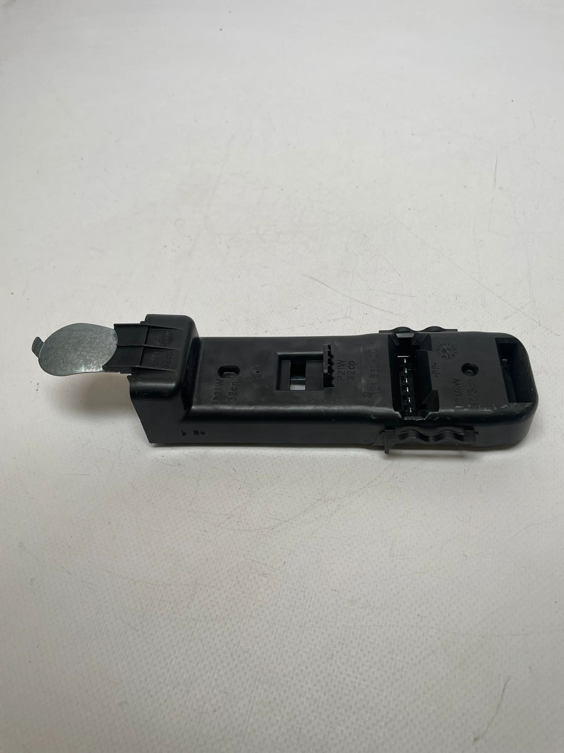 Original Mercedes C Coupe (W203) Lampenträger Links Hinten 15163300