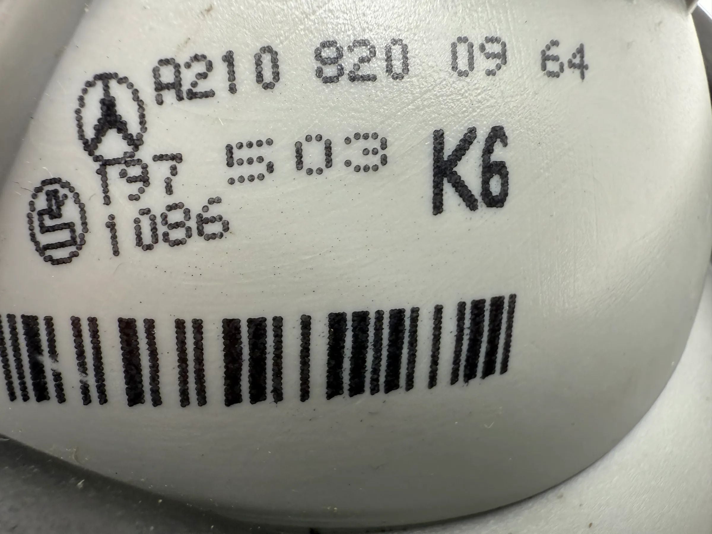 Original Mercedes-Benz E 220 D rear light rear light inside left A2108200964 