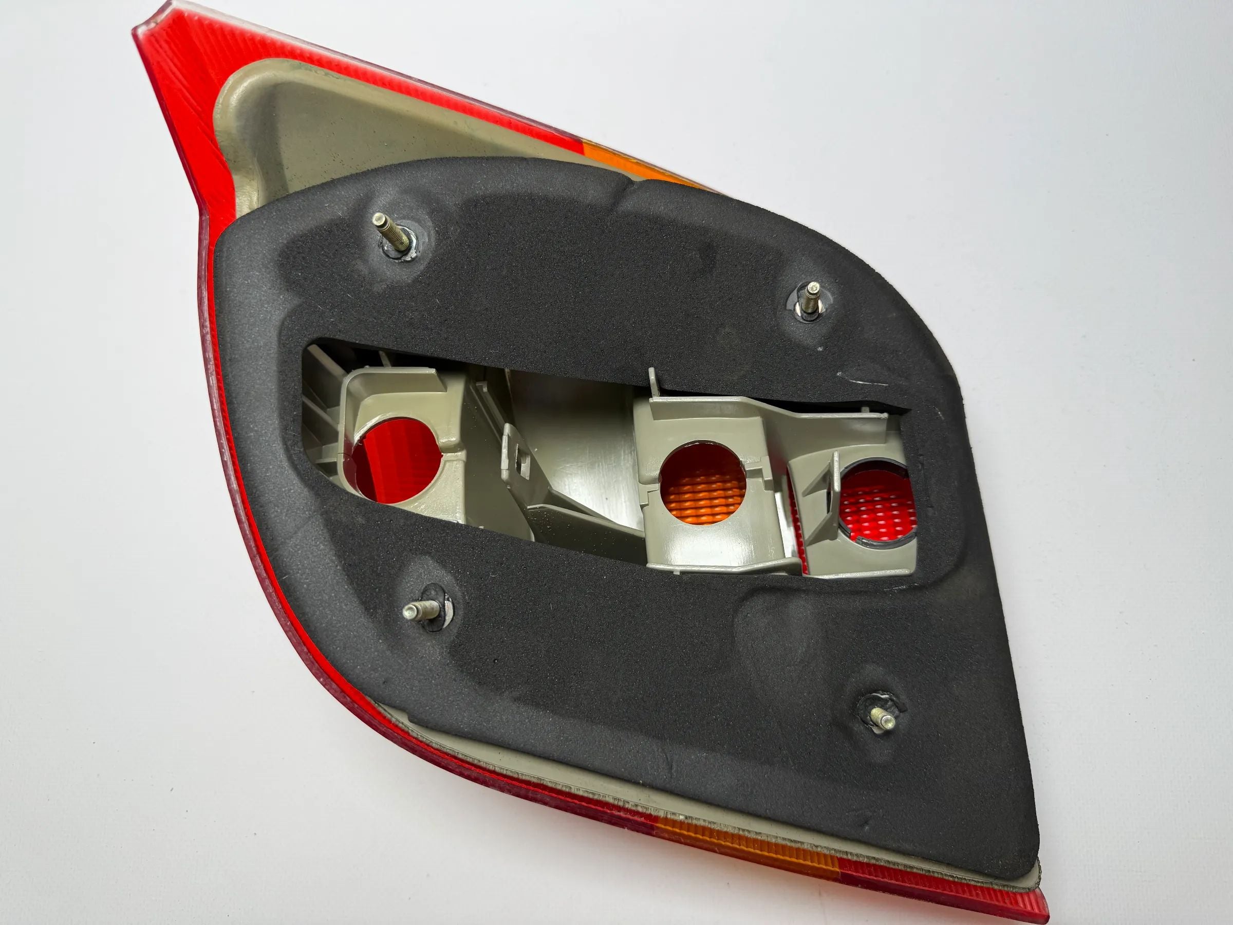 Oryginalne tylne lewe światło Ford Fiesta 3 Mk III GFJ A-28-10.881