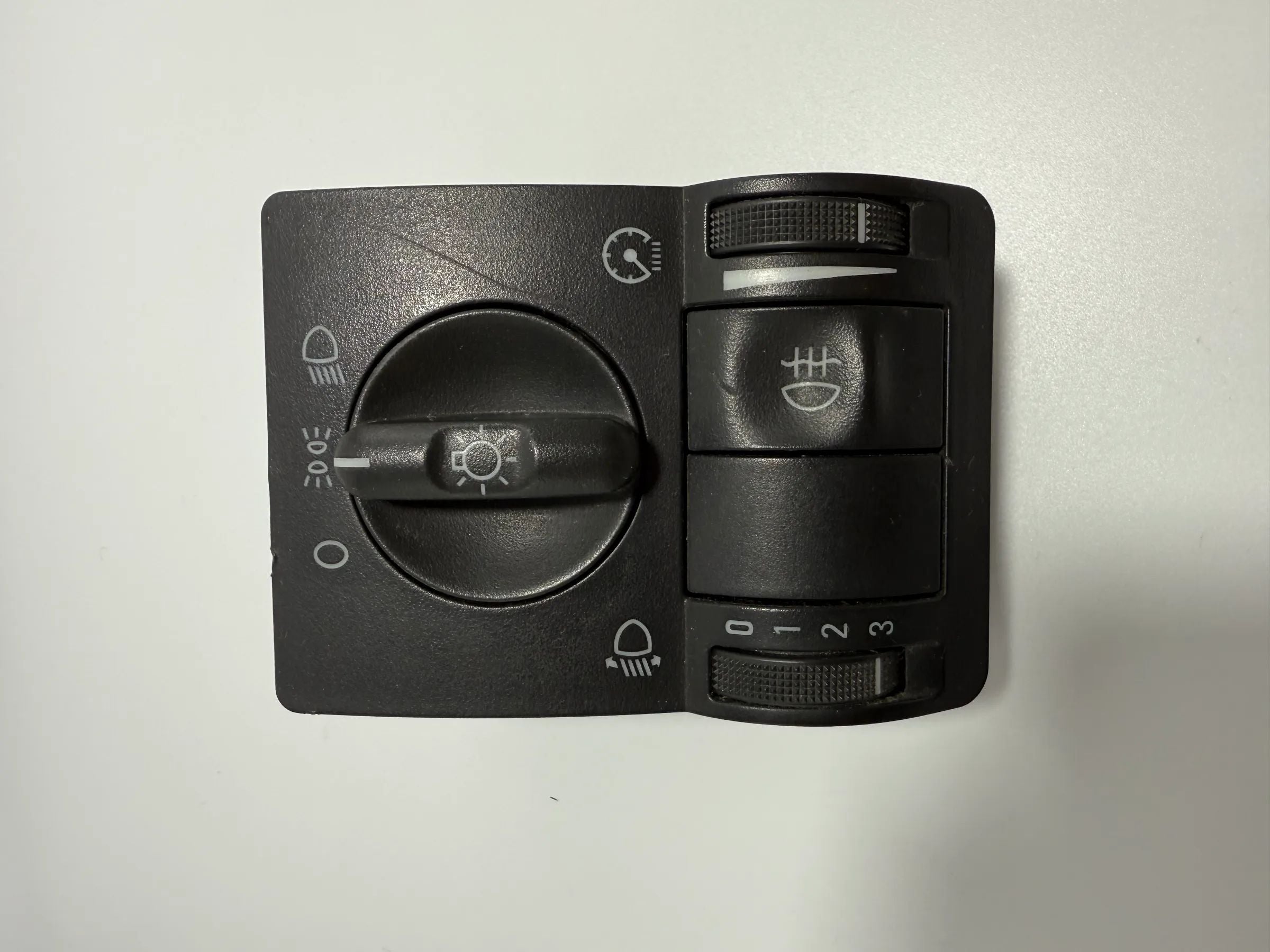 Original Opel Corsa C light switch switch light NSL regulator 9116612 