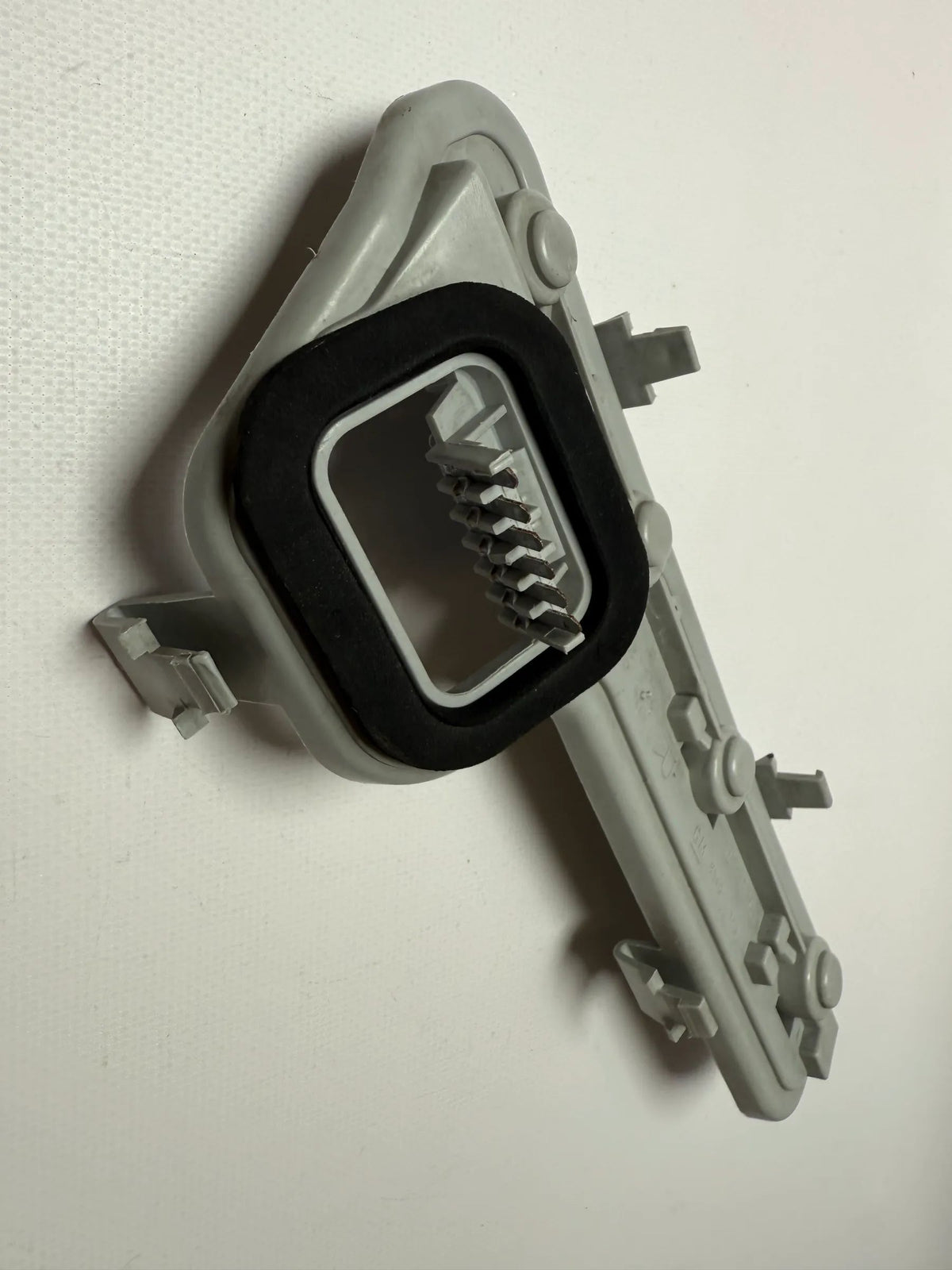 Оригинальная правая серая задняя оптика Opel Zafira A T98 GM Yorka 5249