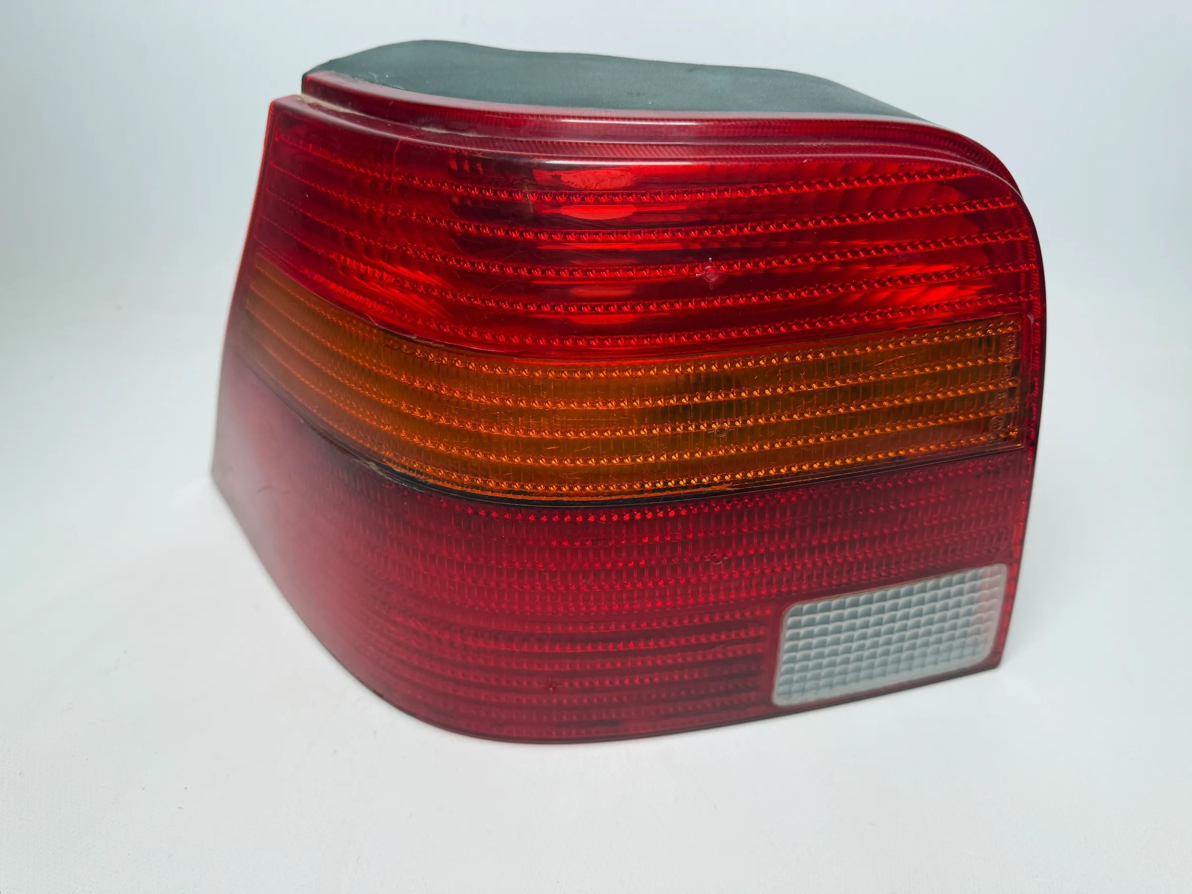 Original VW Golf IV 4 (1J1) Rear & Brake Light Left Valeo 1J6945095Q
