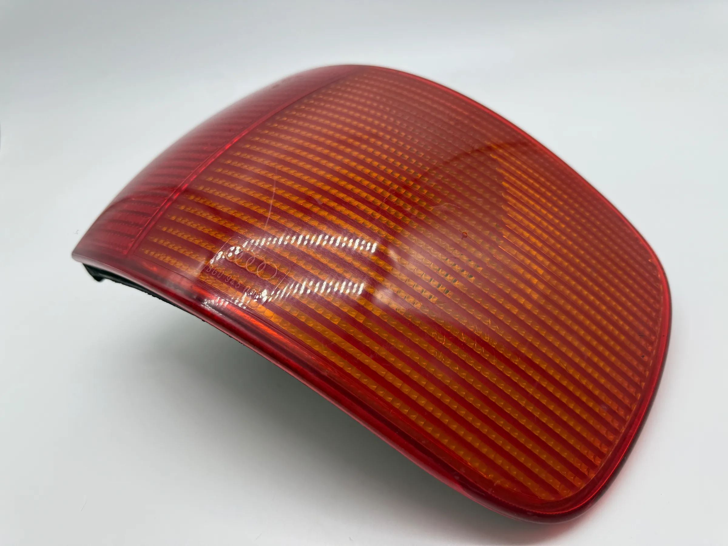 Original Audi A80 Cabriolet (8G7) Rückleuchte / Rücklicht Rechts 8G0945096