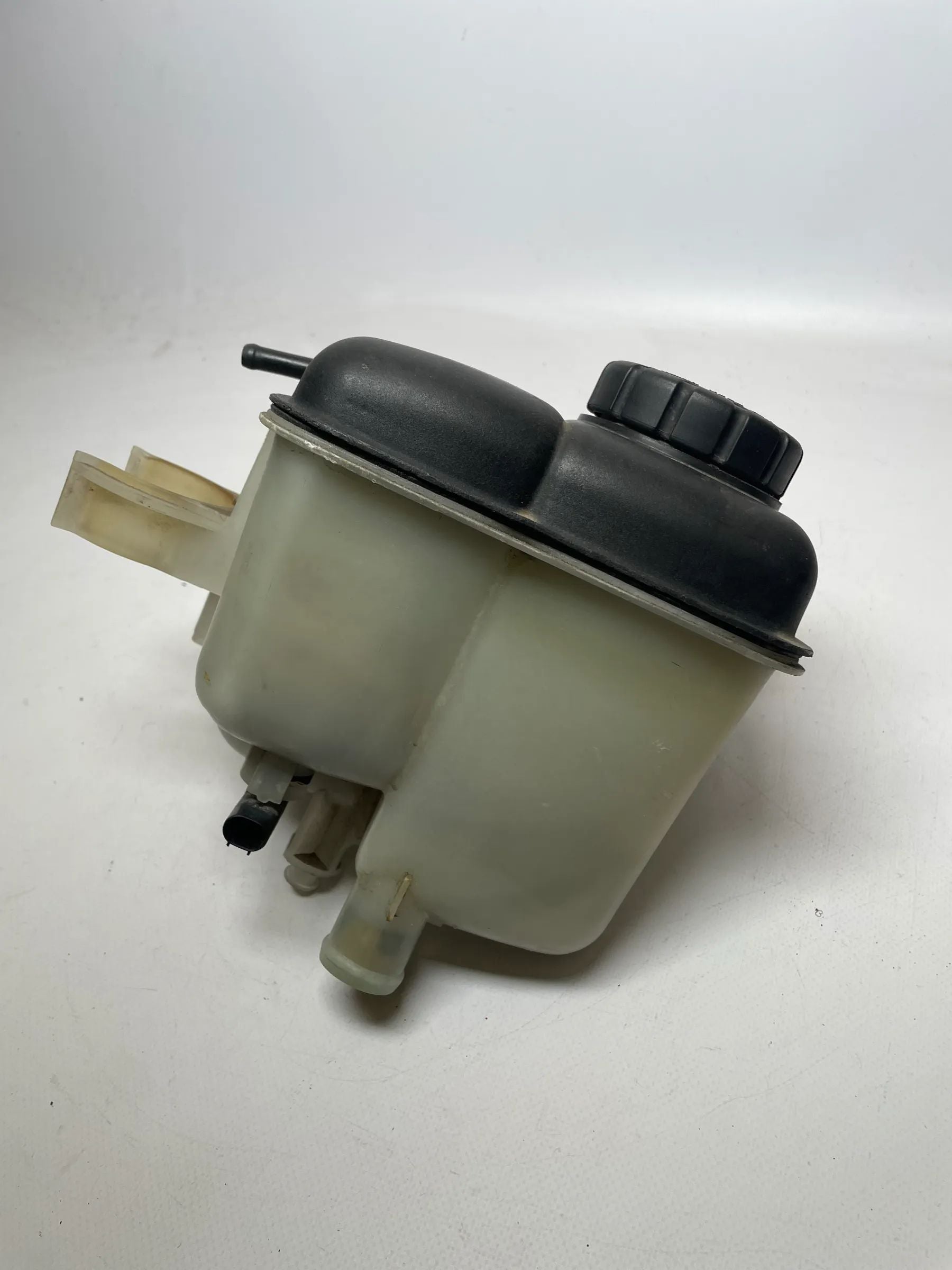 Original Mercedes-Benz C-Klasse (W203) Kühlmittelbehälter 2035000049