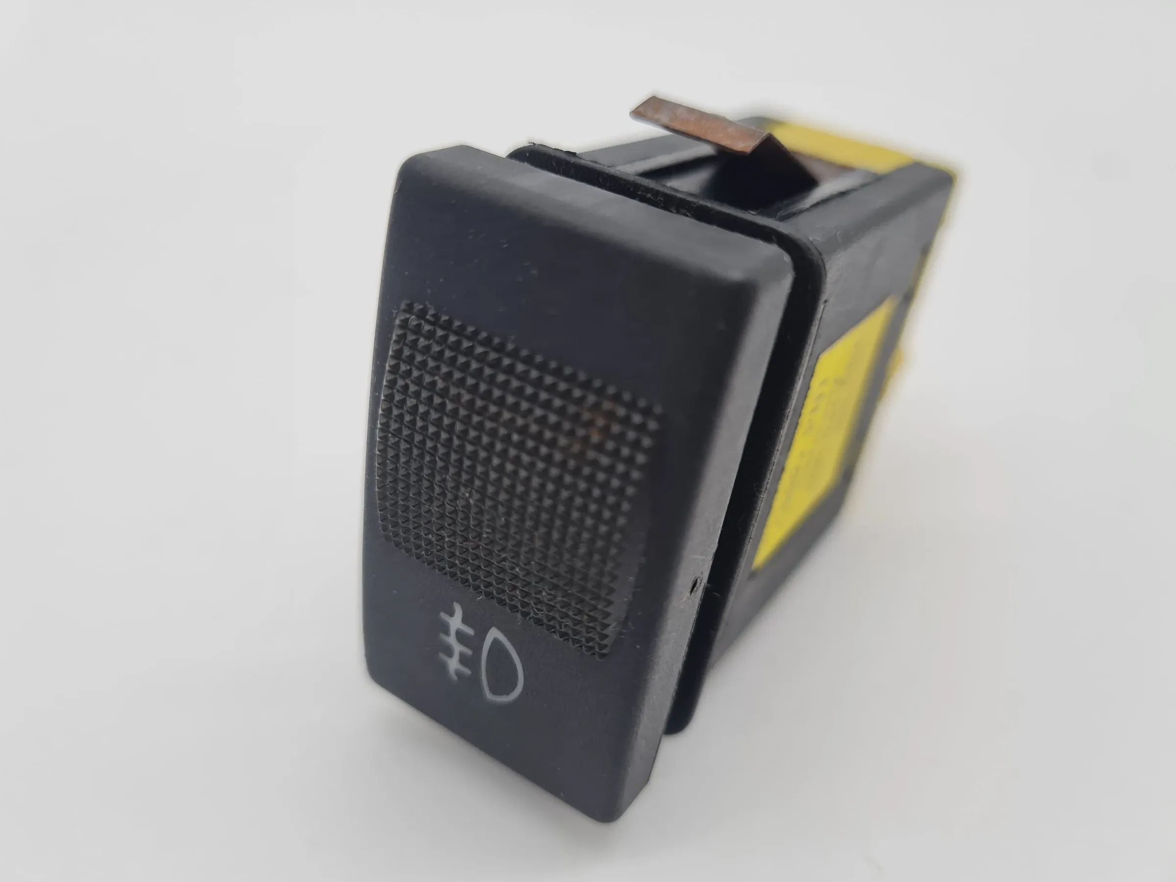 Original AUDI A4 (8D2/B5) Schalter Nebelschlussleuchte 4D0941563