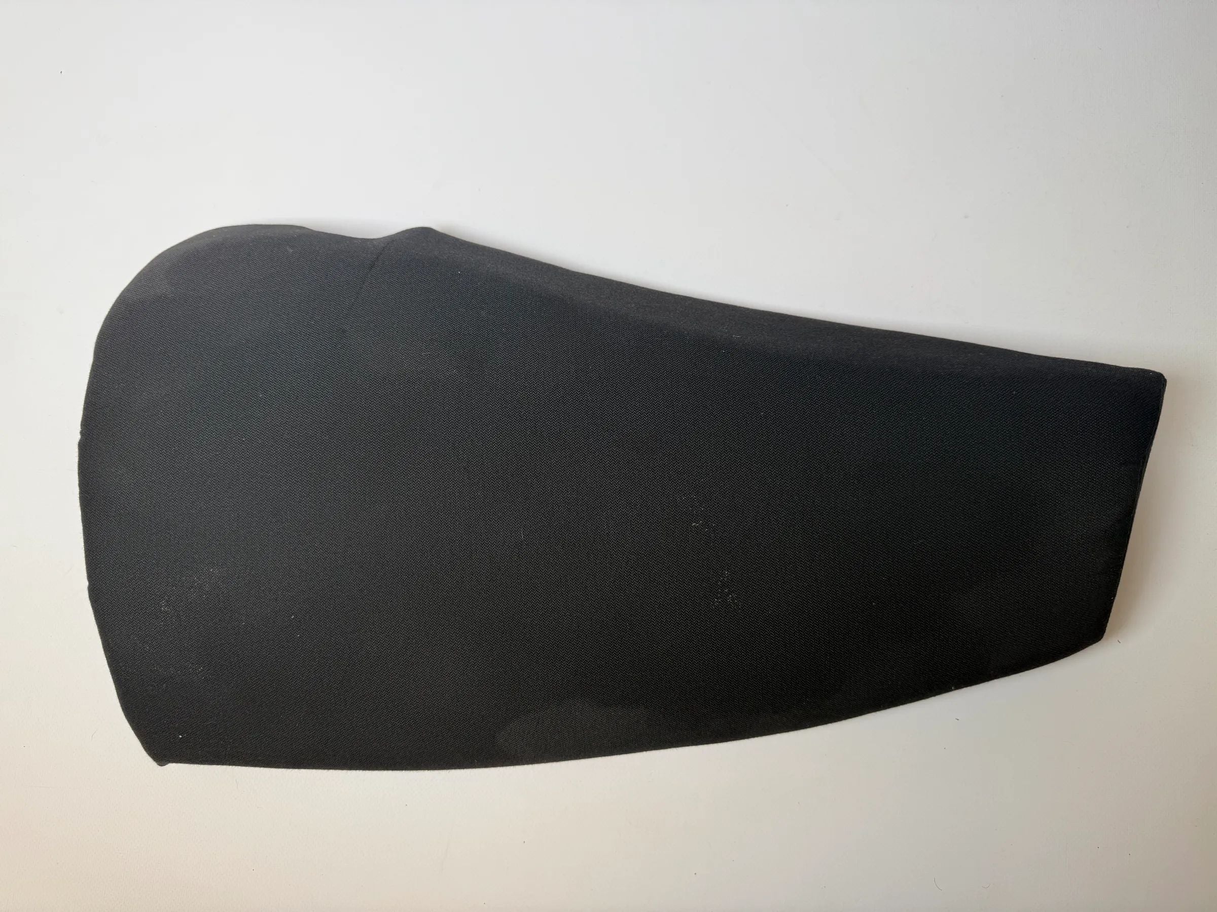 Oryginalna boczna część siedzenia tylnego lewa BMW 3er E91 LCI czarna/antyczna 7118805