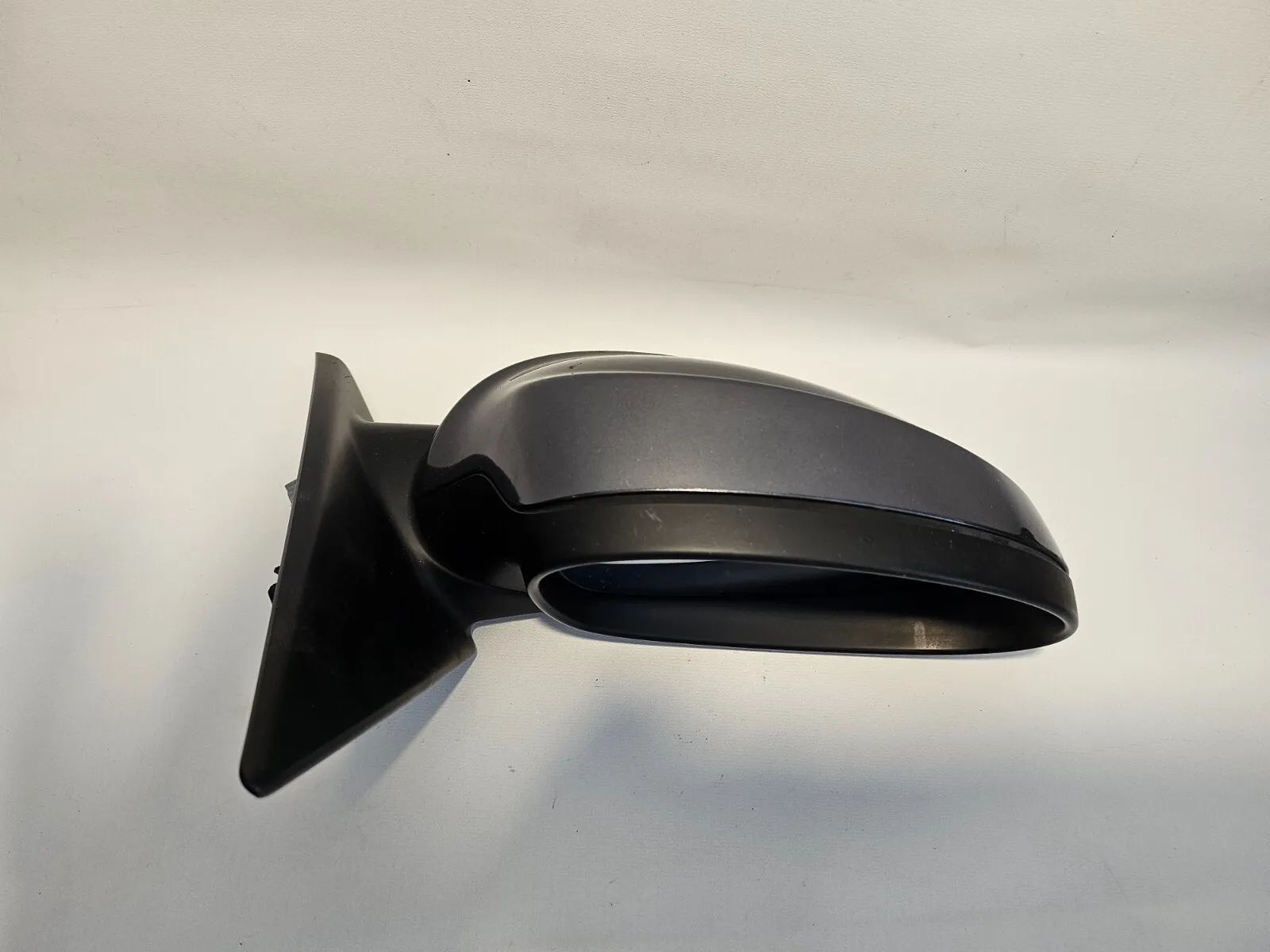 oryginalne lusterko zewnętrzne elekr. regulacja/podgrzewane prawe BMW E90 / E91 / 318i szare