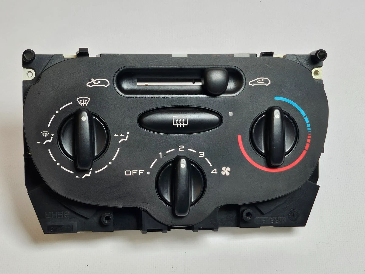 Peugeot 206 CC ชุดควบคุมแอร์และฮีตเตอร์ Behr ไม่มีเครื่องปรับอากาศ 99210