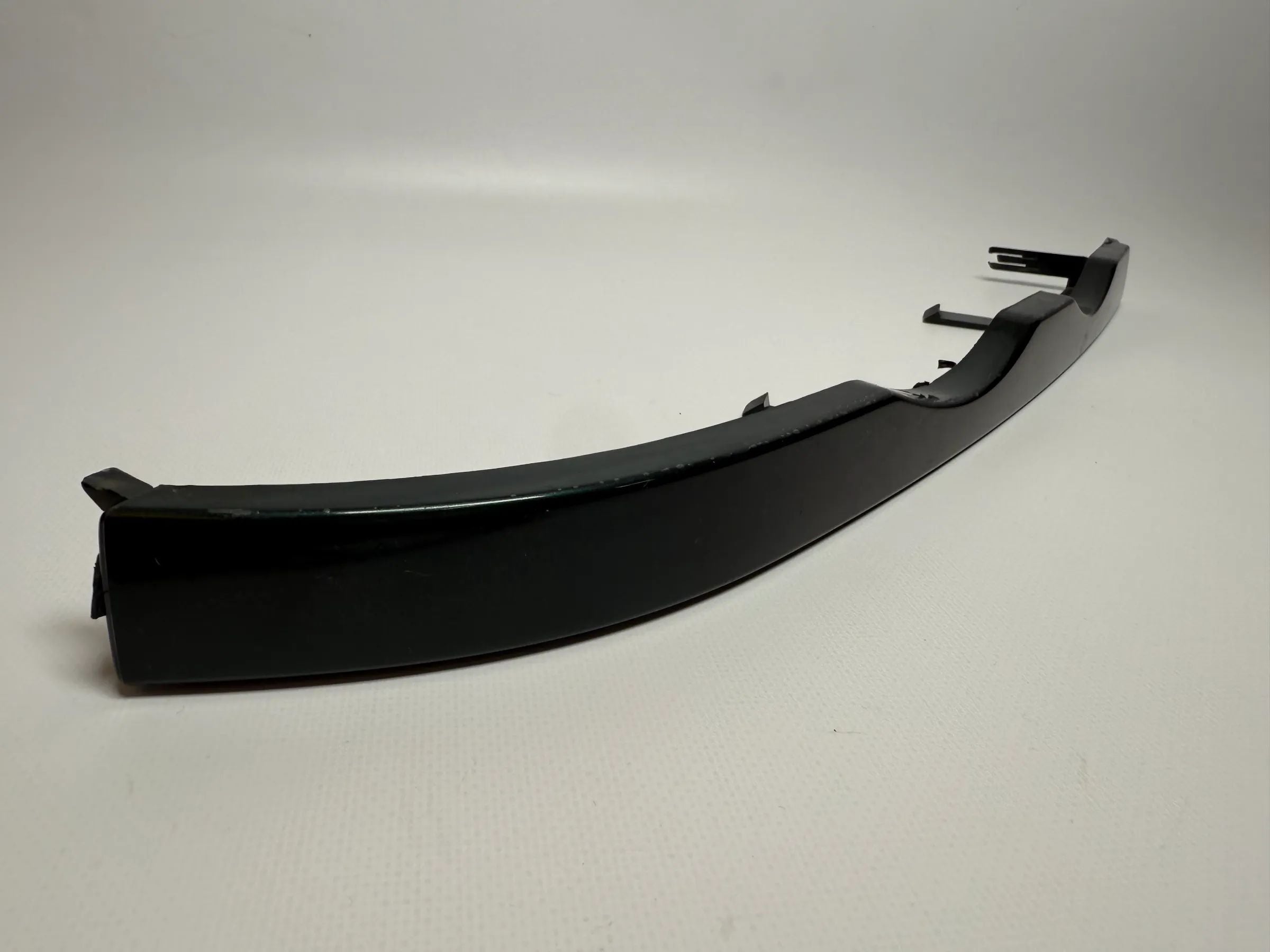 Oryginalna listwa ozdobna reflektora prawa zielona BMW 3er E46 51.13-8 208 482