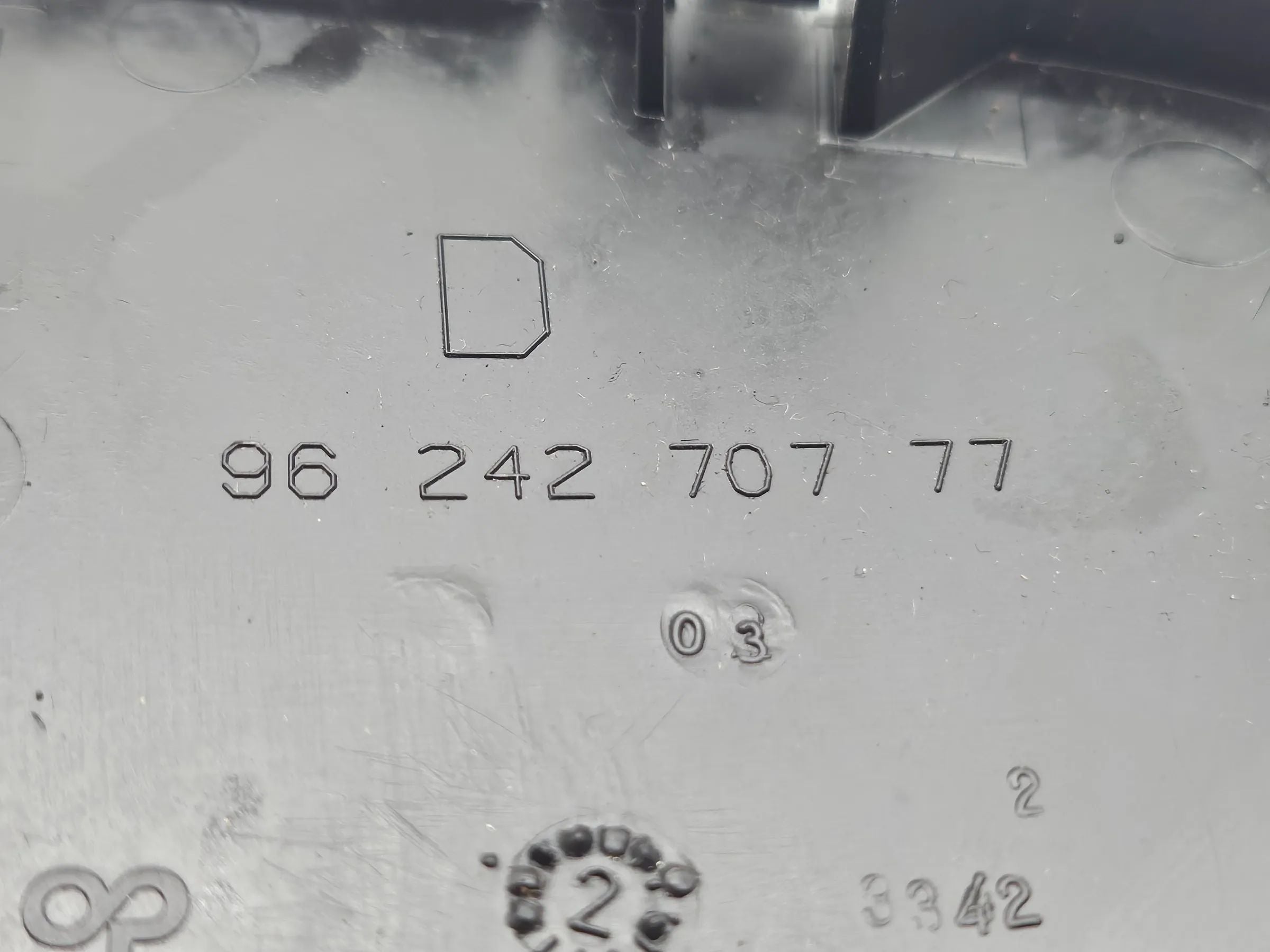 Peugeot 206 CC Cover Trim Lid Dashboard Right 9624270777