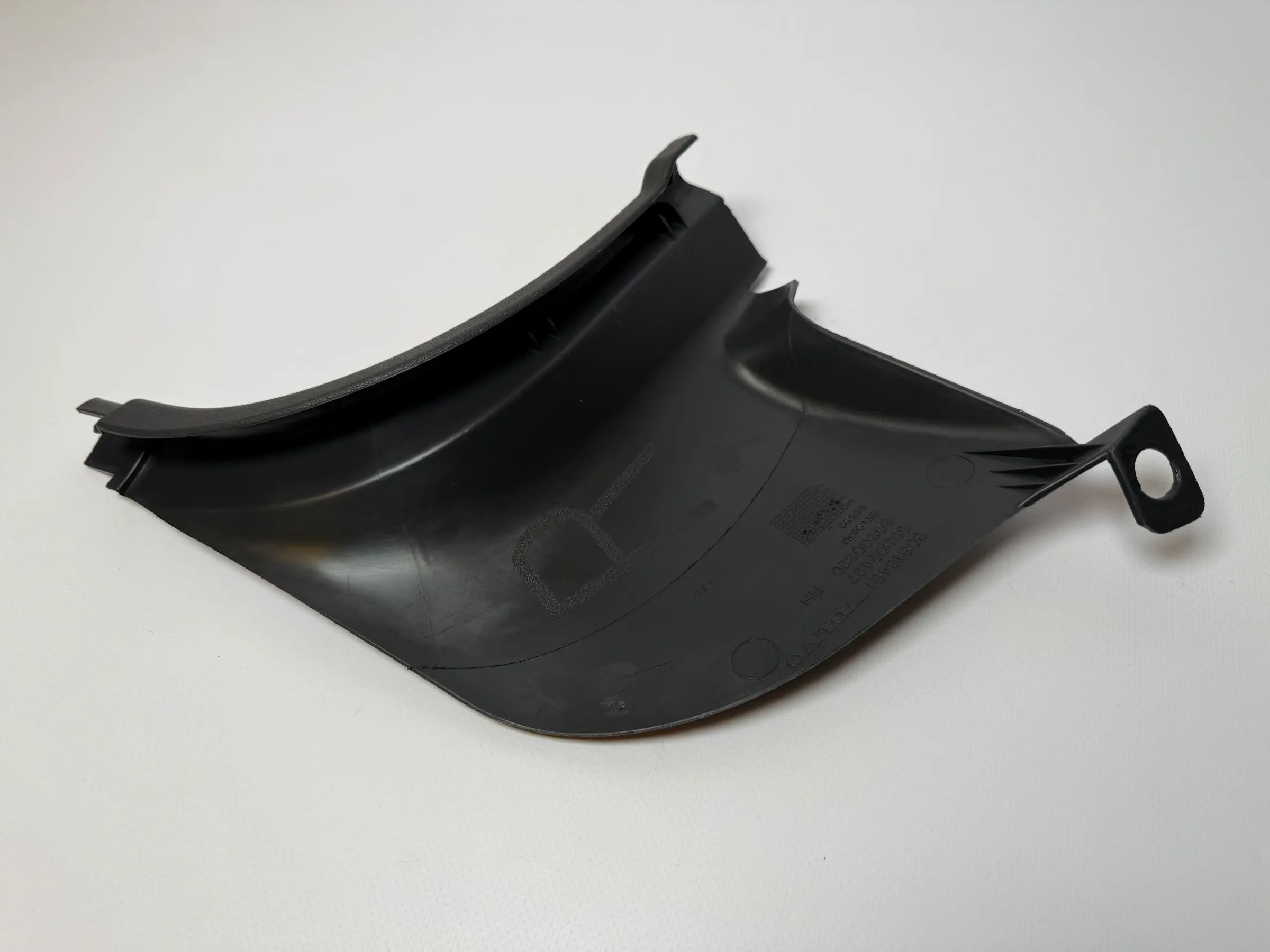 Original Volvo S40 / V40 cover panel footwell right bottom 30813461 RH 