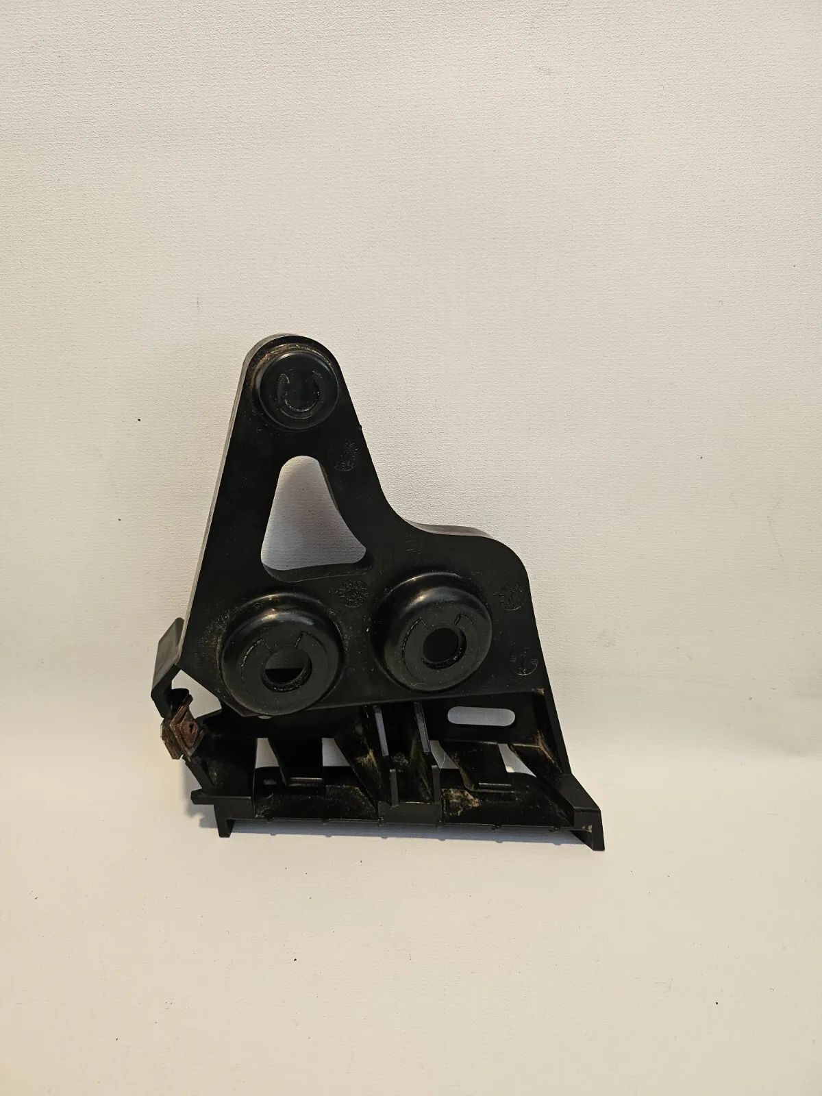 Оригинальная правая направляющая заднего фонаря BMW 3 серии E91 7127718