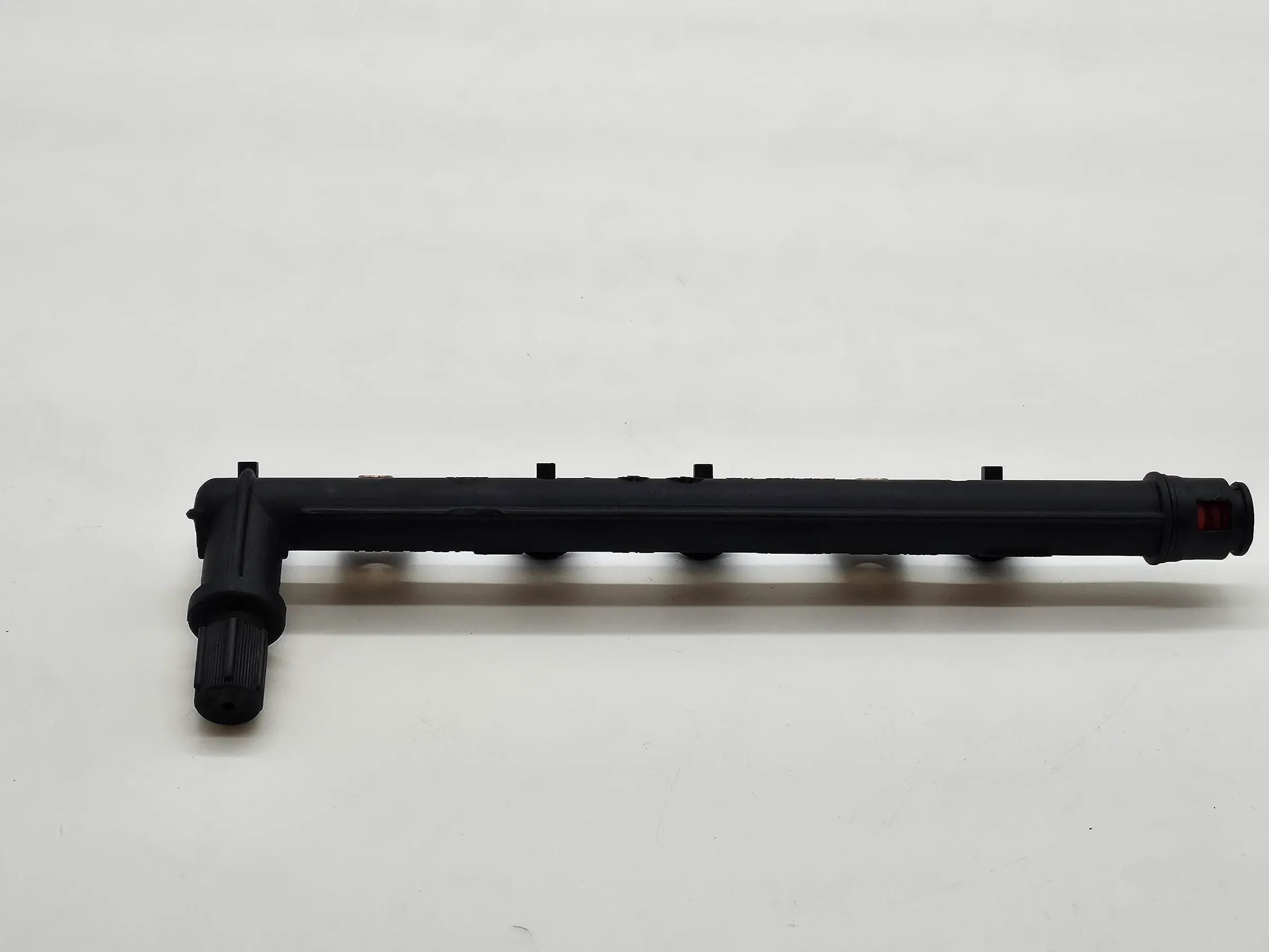 Original Fiat Punto 188 II 1.2 8V Einspritzleiste  3219018301