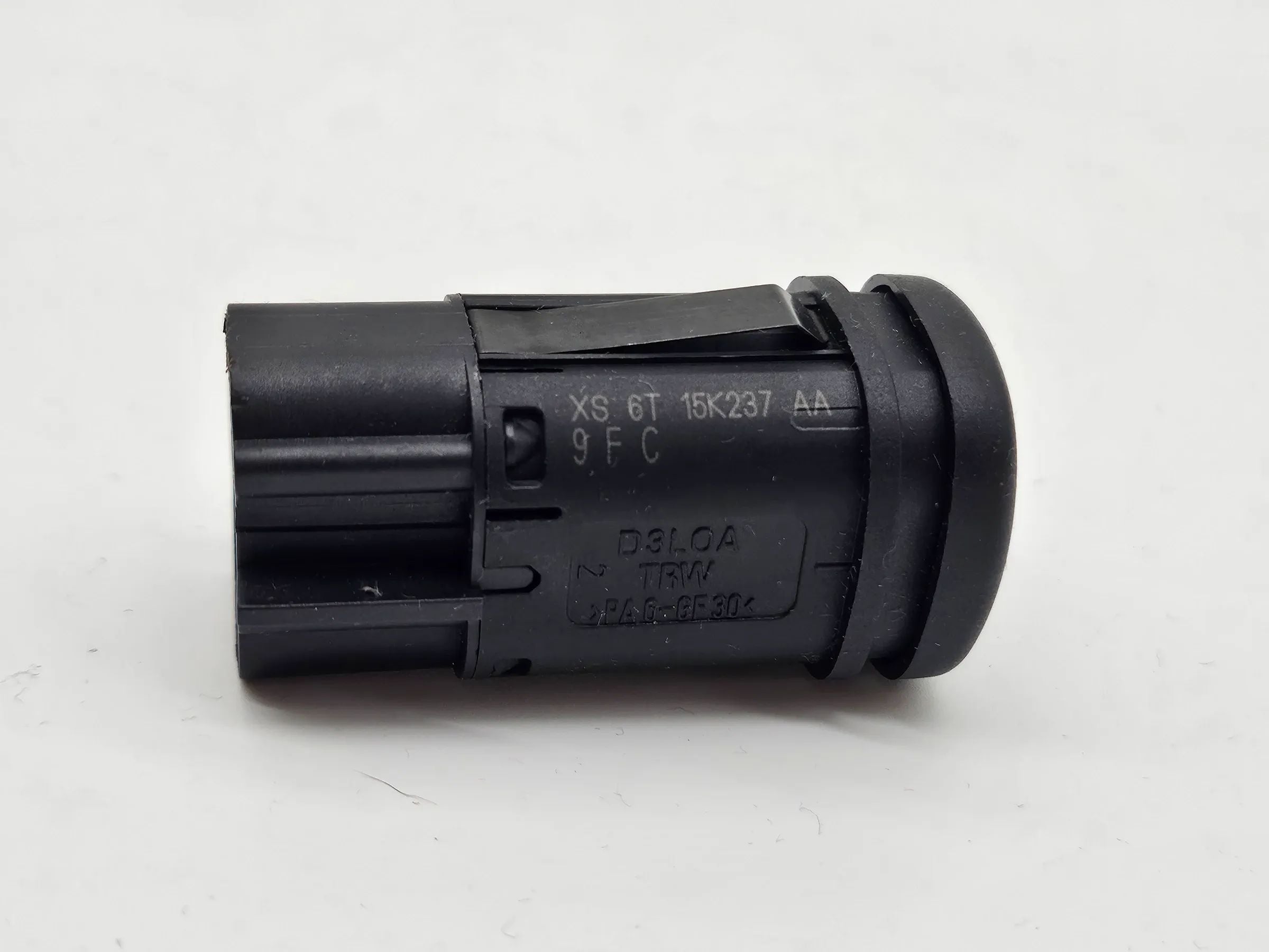 Ford Fiesta 4 JAS przełącznik tylnej lampy przeciwmgielnej NSL XS6T15K237AA 96FG15K237AA