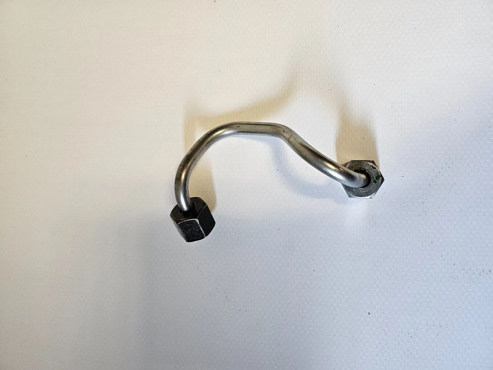 Original Volvo Motorcode D4204T9  2.0 D Einspritzleitung Dieselleitung 31303504
