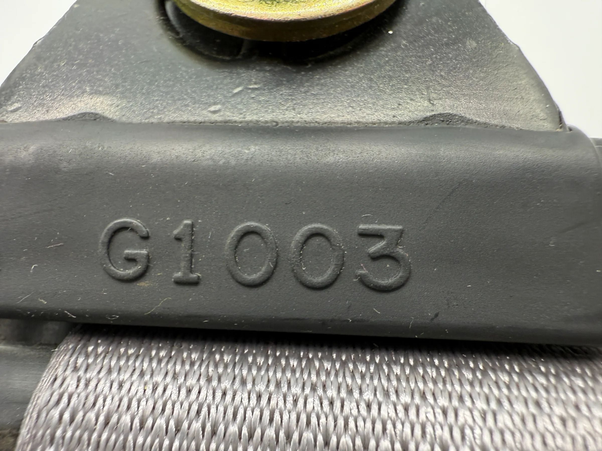 Oryginalny pas bezpieczeństwa tylny lewy Mazda 6 Sedan GG C7462 C7611