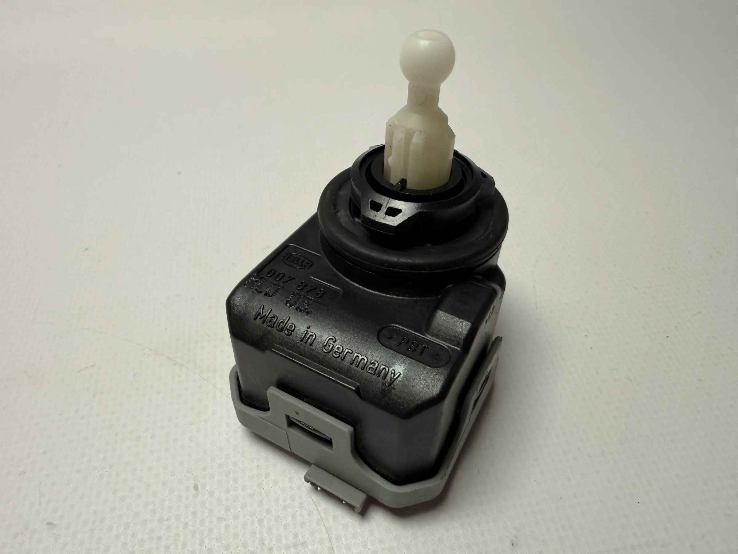 Original AUDI A6 SKODA FABIA headlight range adjustment LWR Valeo 6Y0 941 295 