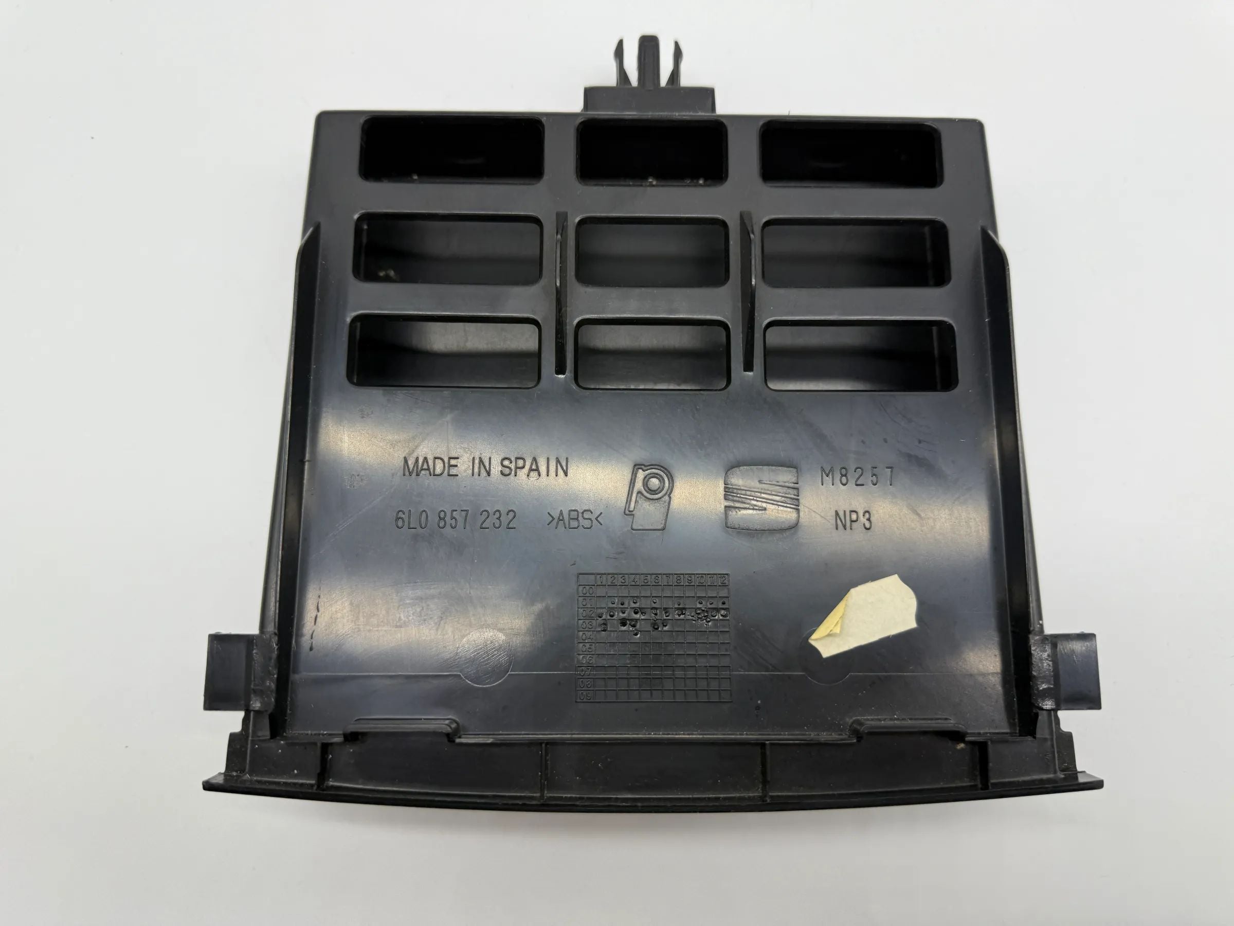 Original Seat Ibiza III 3 (6L1) Ablagefach Staufach Mitte 6L0857232
