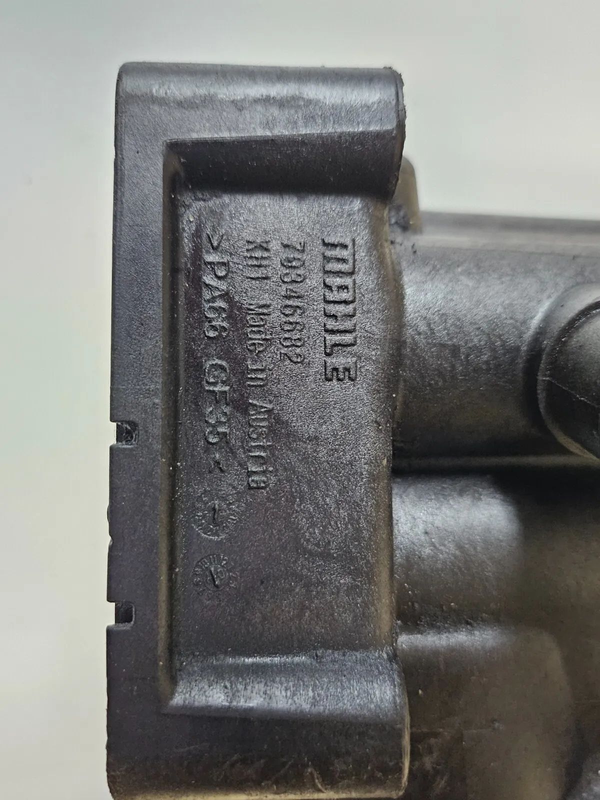 Oliefilterhouder Skoda OCTAVIA 1Z 03L115389C CAYC 1.6 77 KW 105 PK Diesel