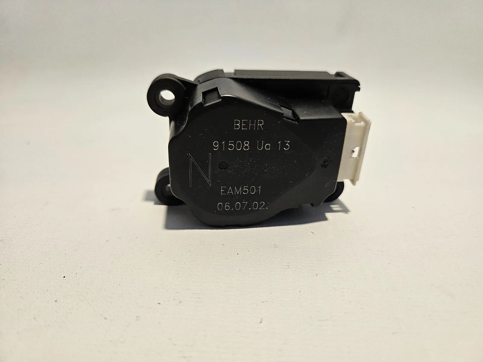 Origine Peugeot 307 Moteur de volet chauffage / ventilation 91508Ua13 91508 Ua 13 EAM501
