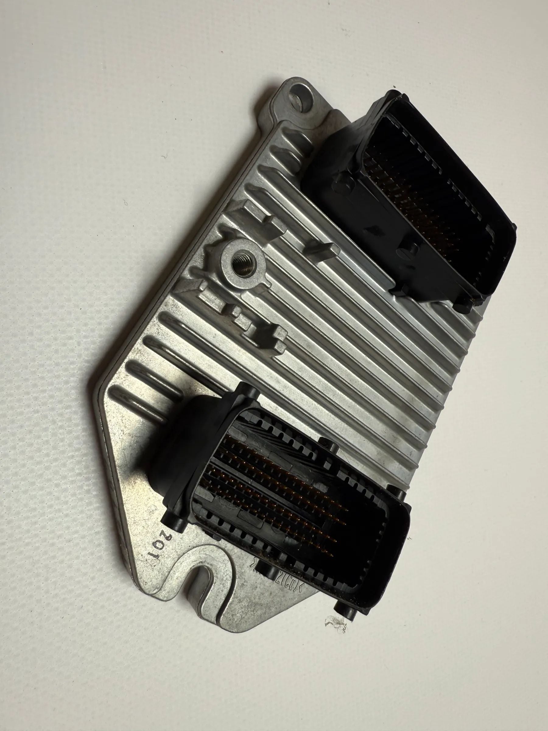 Origineel Opel Omega 2.2 16V 2198 CCM 106 KW Motormanagement Unit 24426542