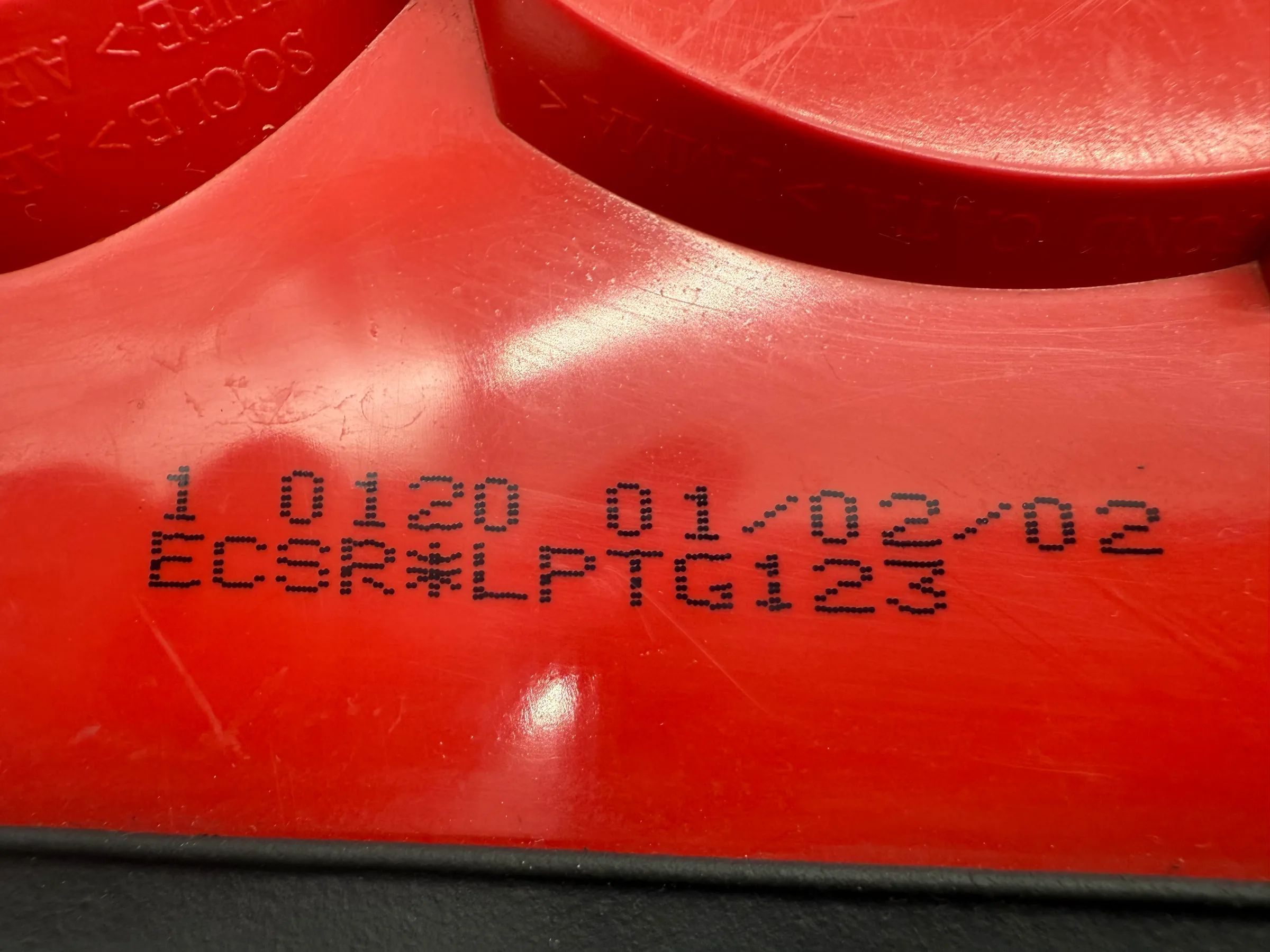 PEUGEOT 106 S204.1996 rear light tail light RIGHT LPTG123 / E25089 