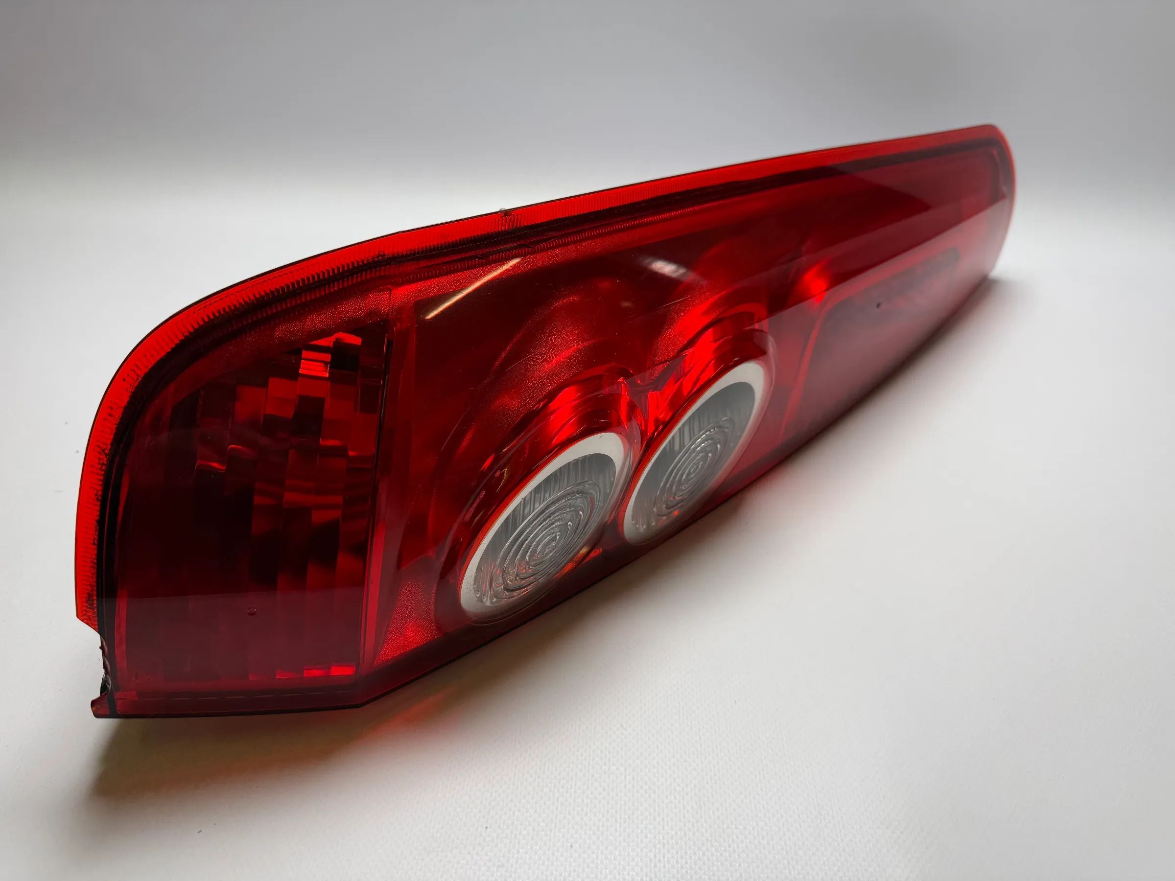 FORD Fiesta V (JH, JD) rear light tail light left 656113405 B / 256084 