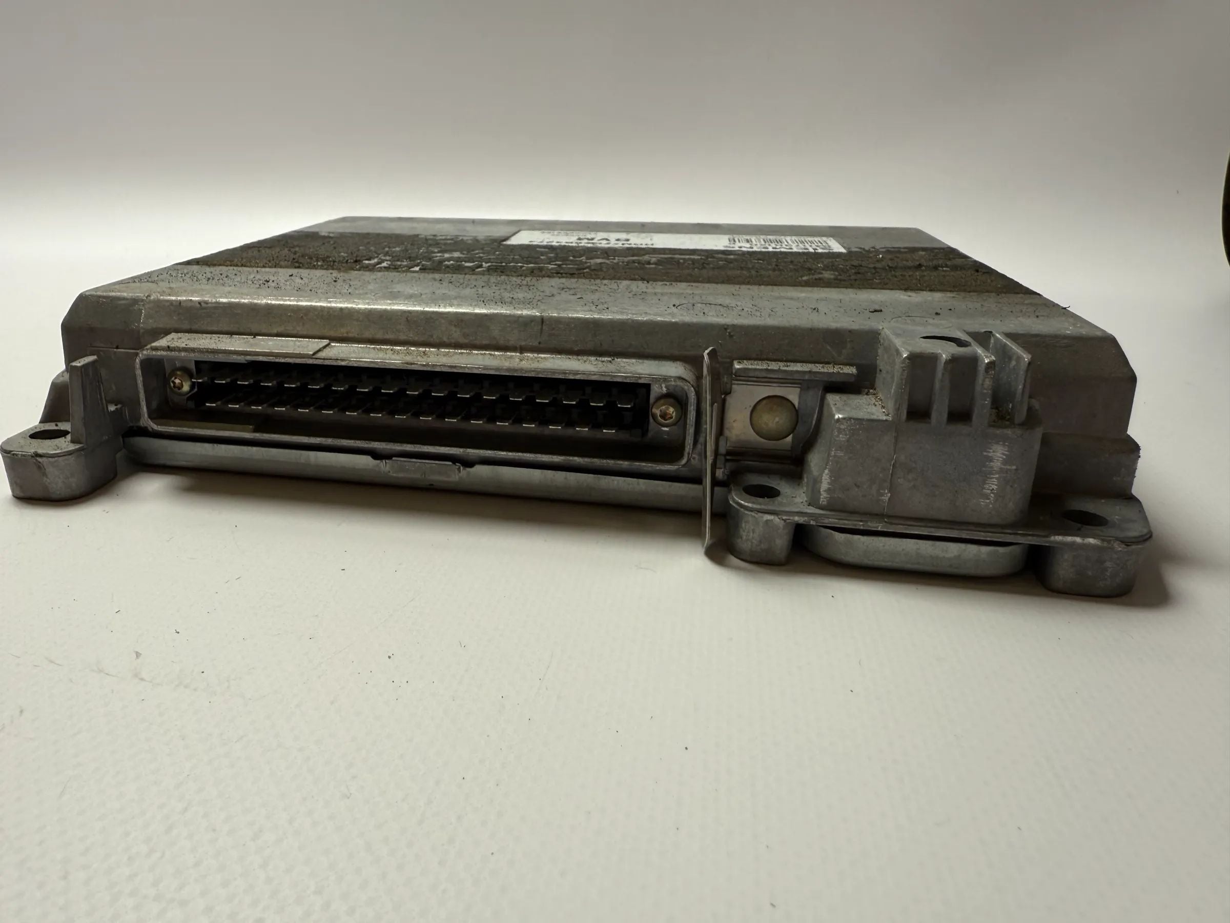 อะไหล่แท้ Renault Clio I B57 1.2 40kW 1996 กล่องควบคุมเครื่องยนต์ HOM7700864274