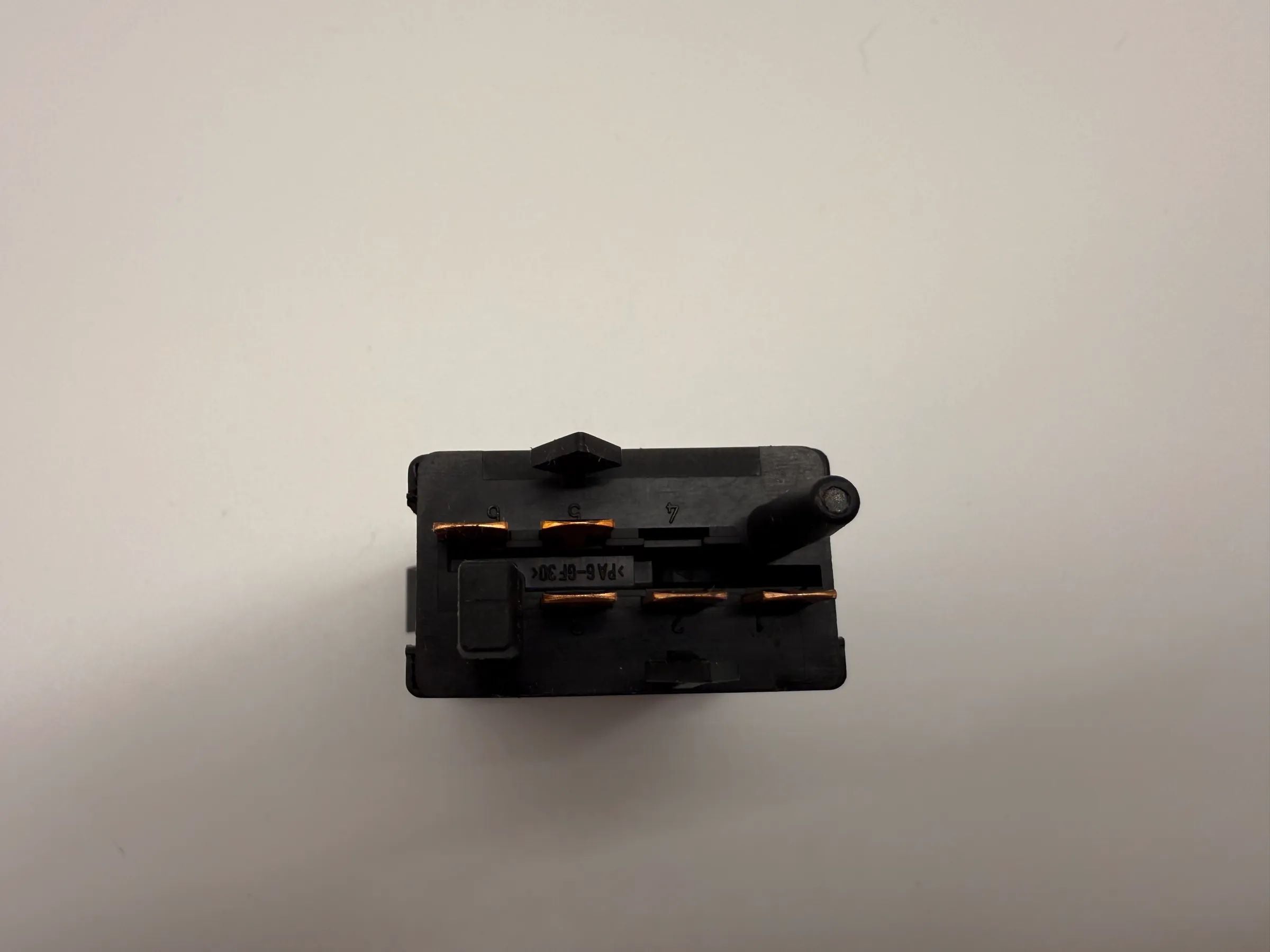 純正 VW POLO (6N2) 1.0 車用リアウィンドウヒーター スイッチ 6k0959561B